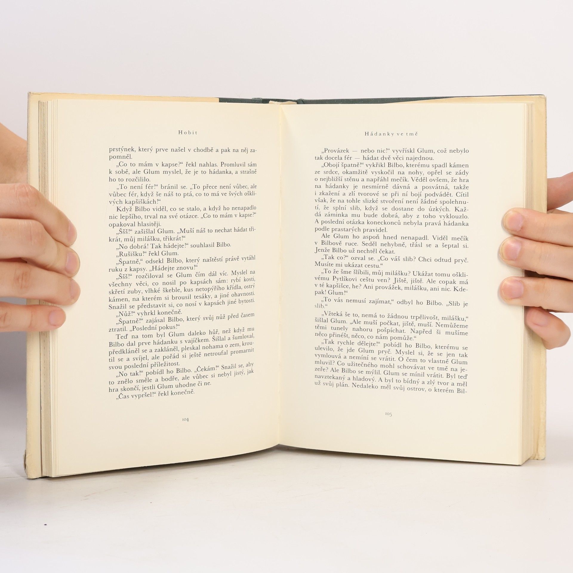 J. R. R. Tolkien Hobit, aneb, Cesta tam a zase zpátky