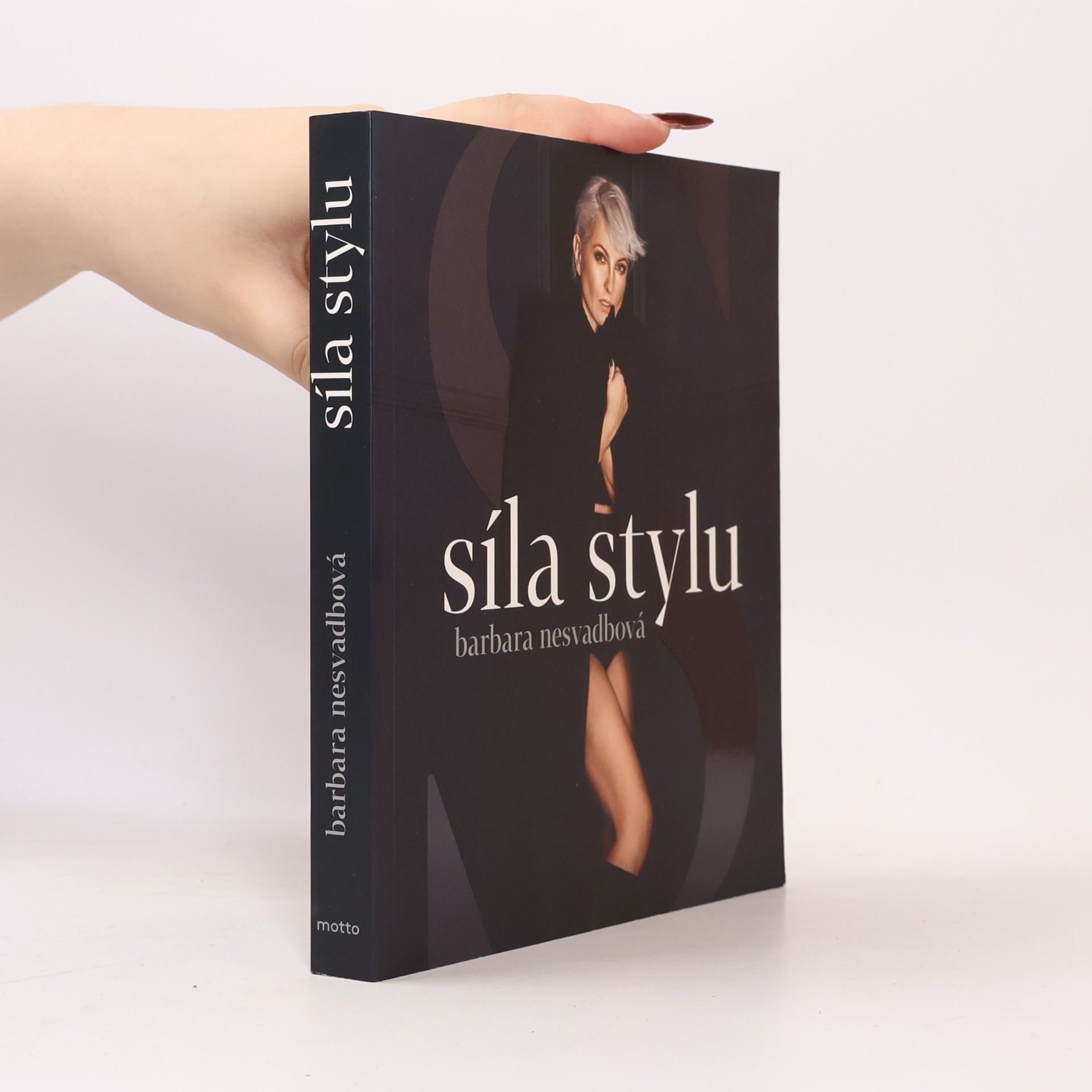 Bára Nesvadbová Síla stylu