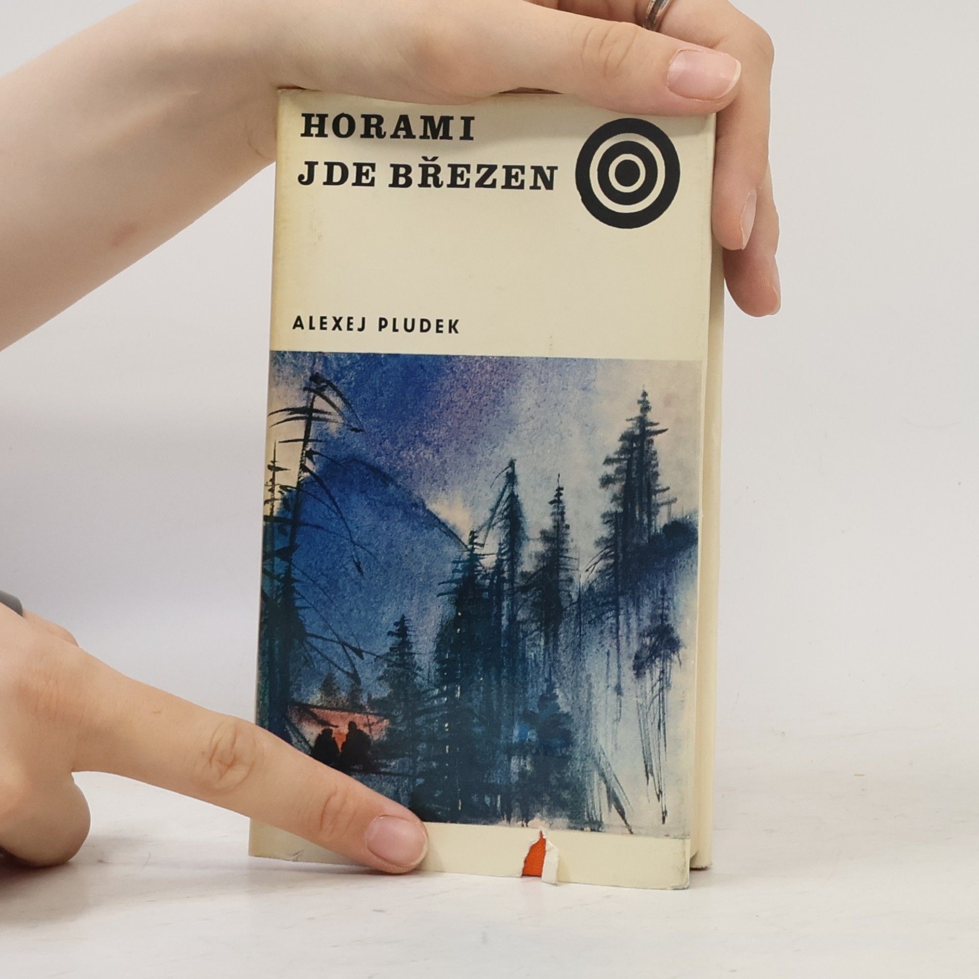 Alexej Pludek Horami jde březen