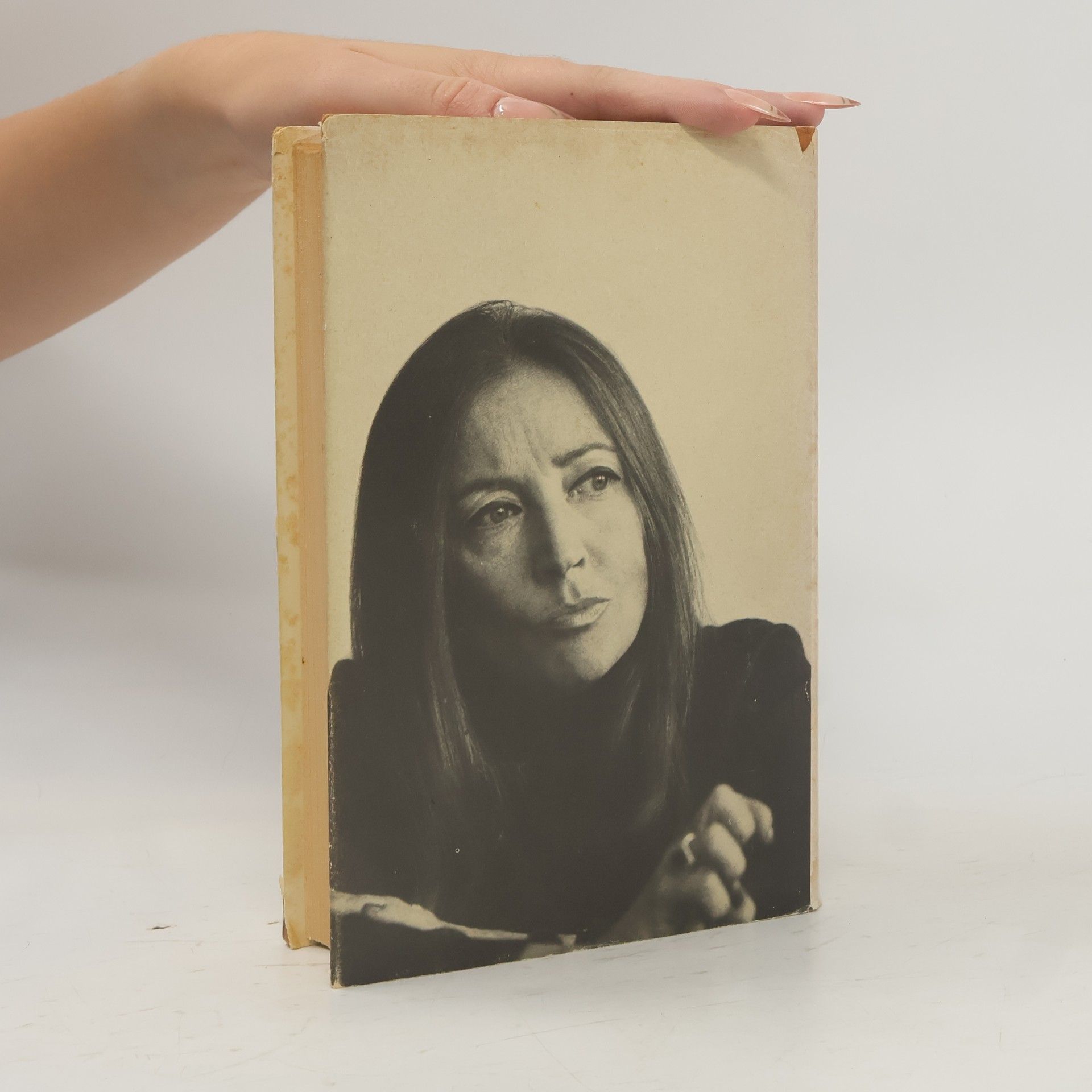 Oriana Fallaci Un Hombre