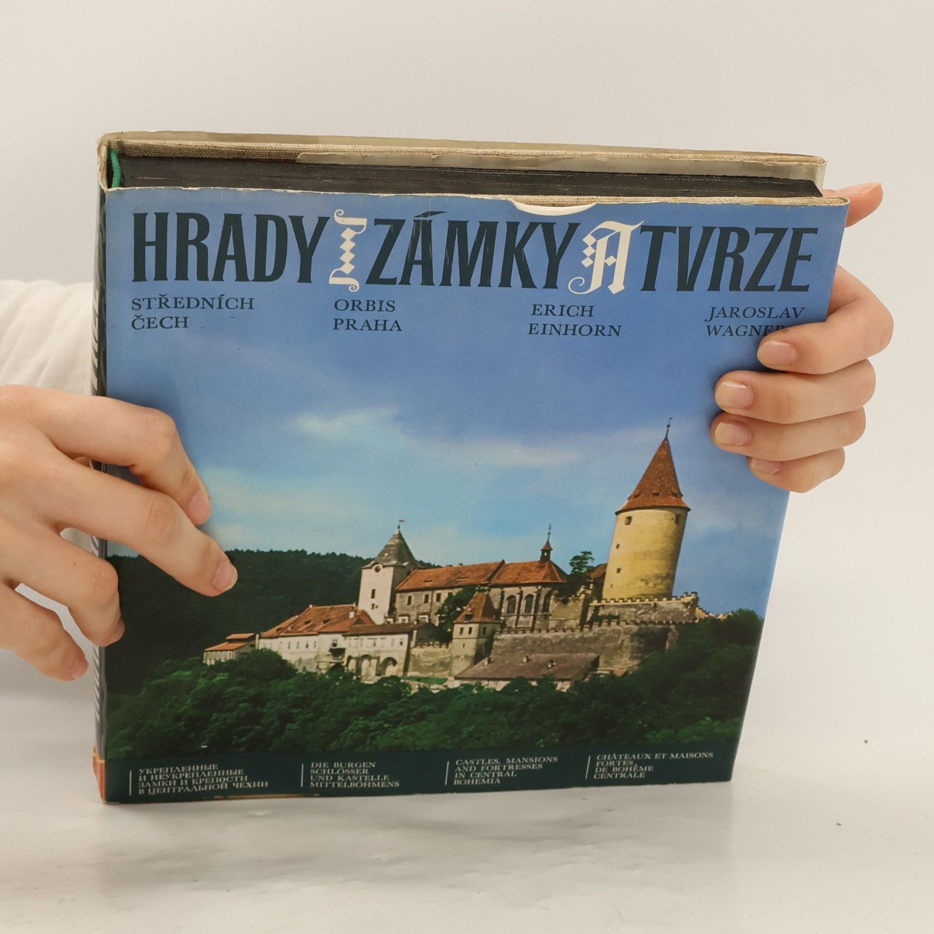 Erich Einhorn Hrady, zámky a tvrze středních Čech