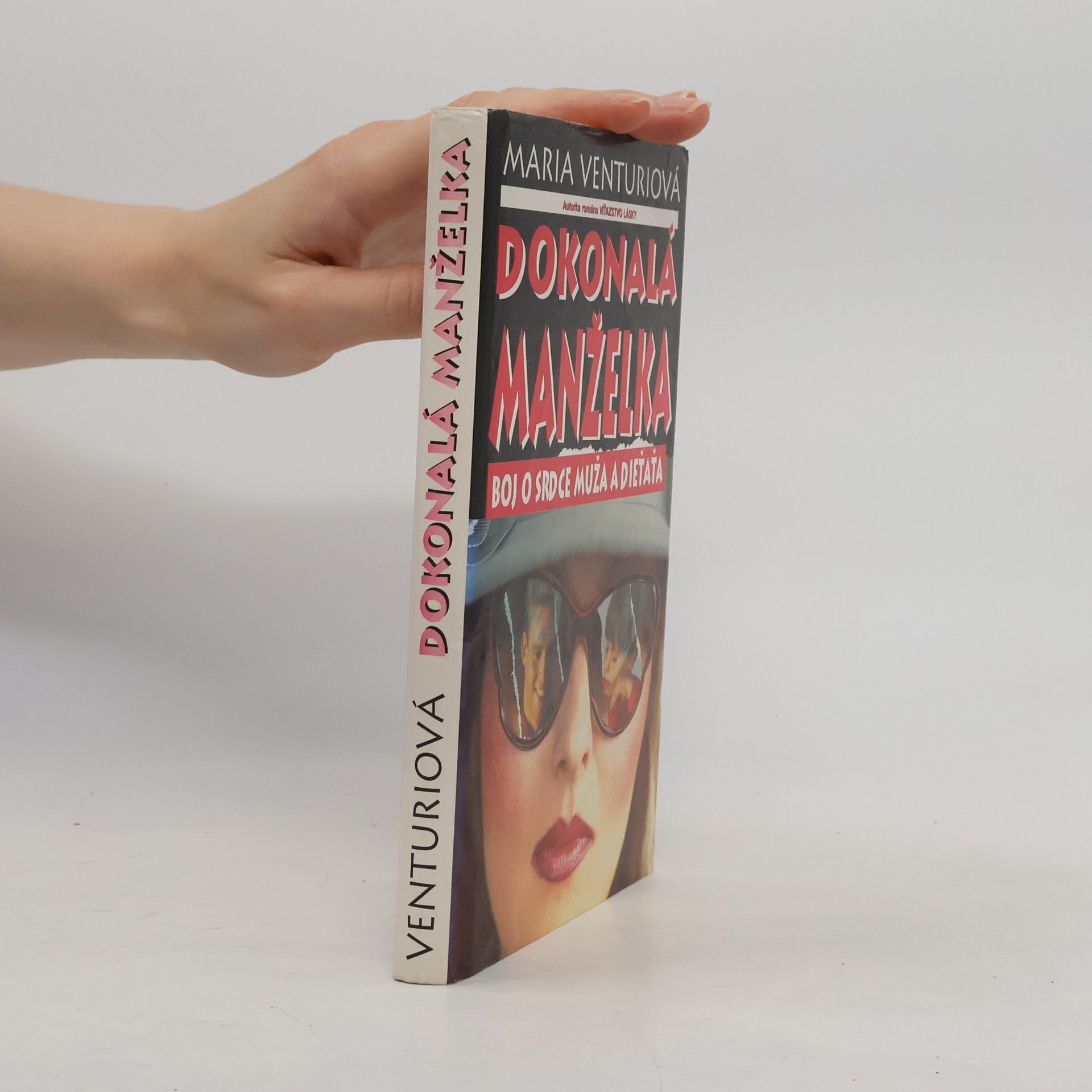 Maria Venturi Dokonalá manželka