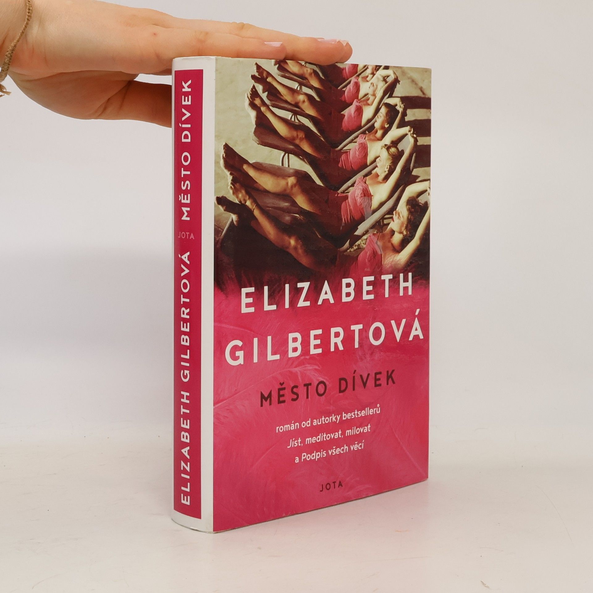 Elizabeth Gilbert Město dívek