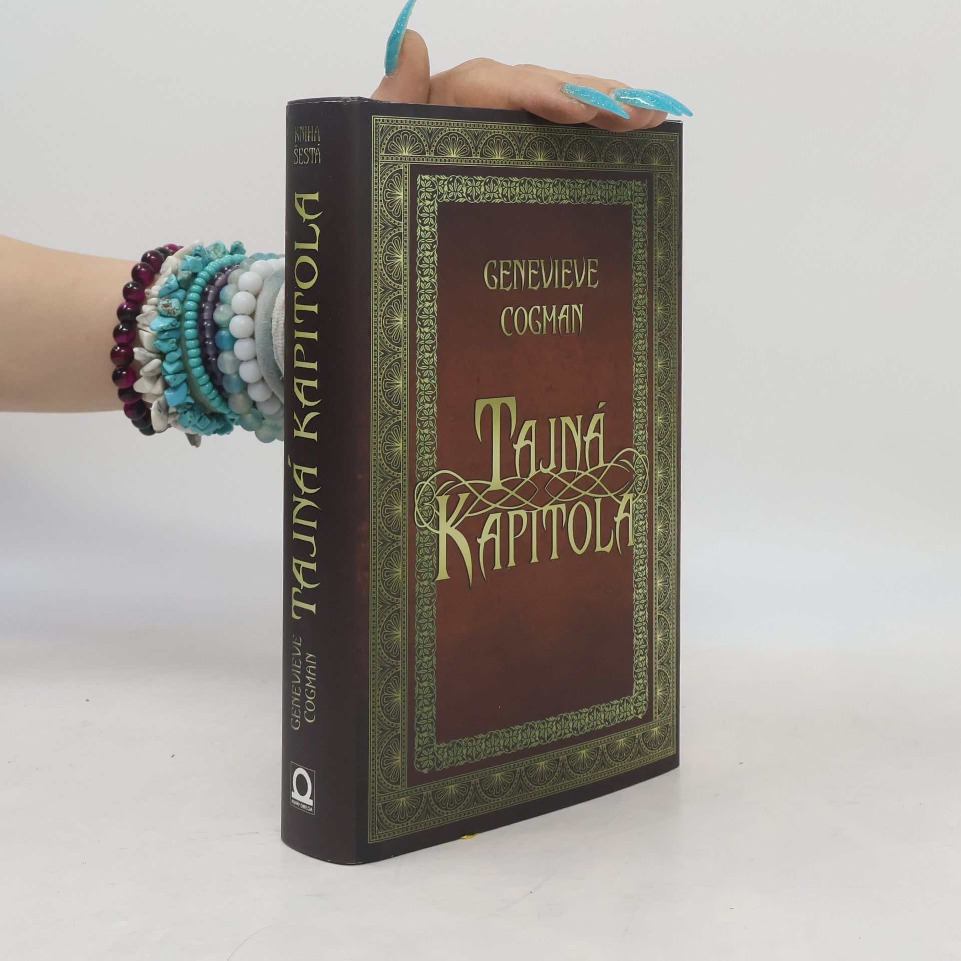 Genevieve Cogman Tajná kapitola