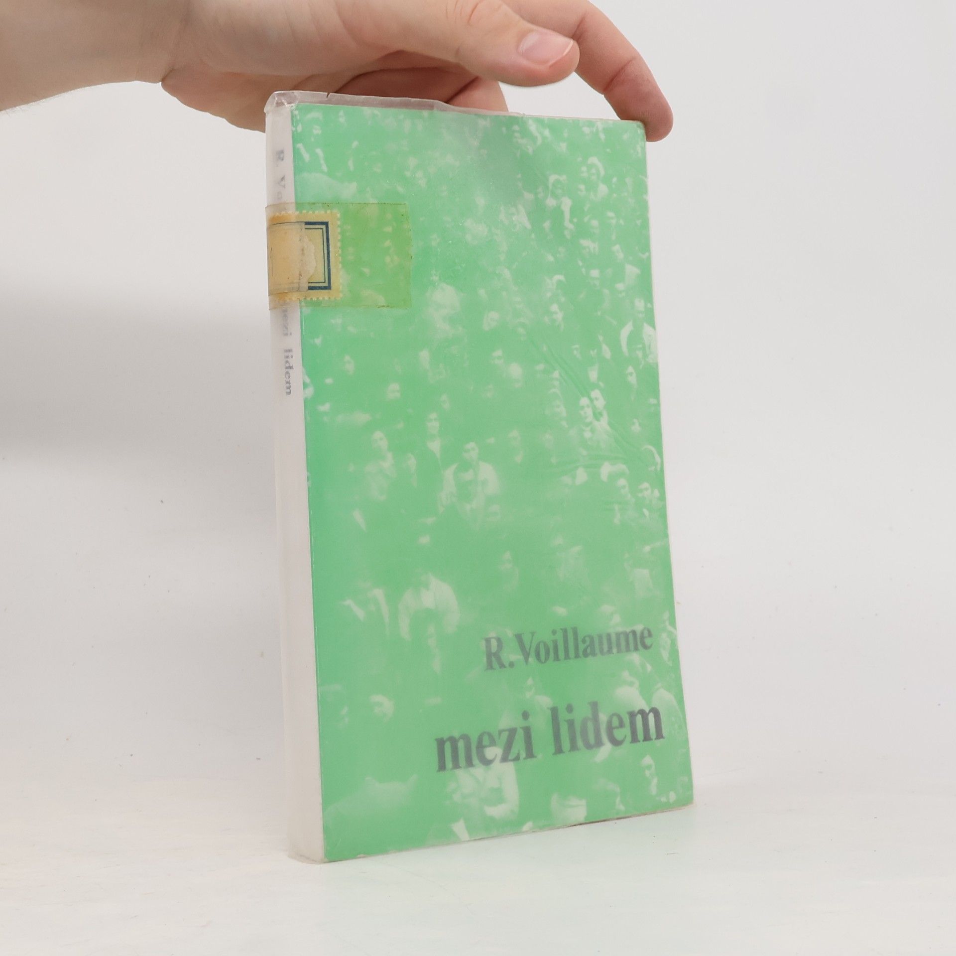 Mezi lidem