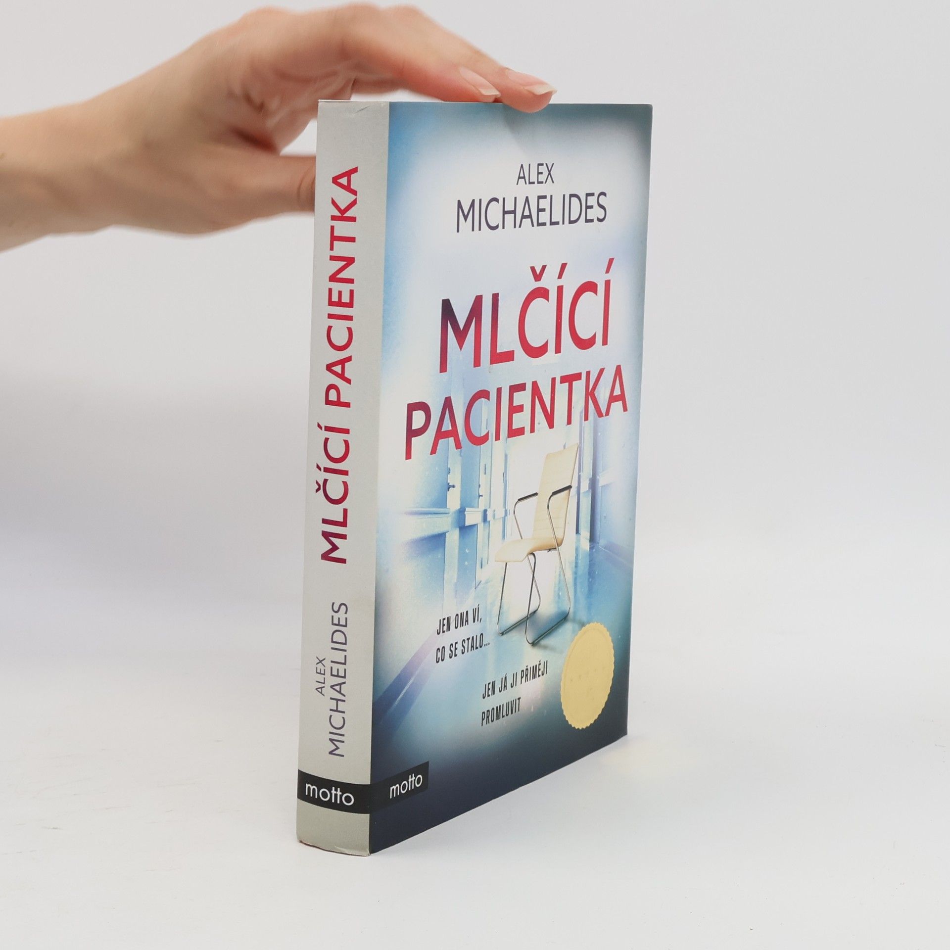 Alex Michaelides Mlčící pacientka