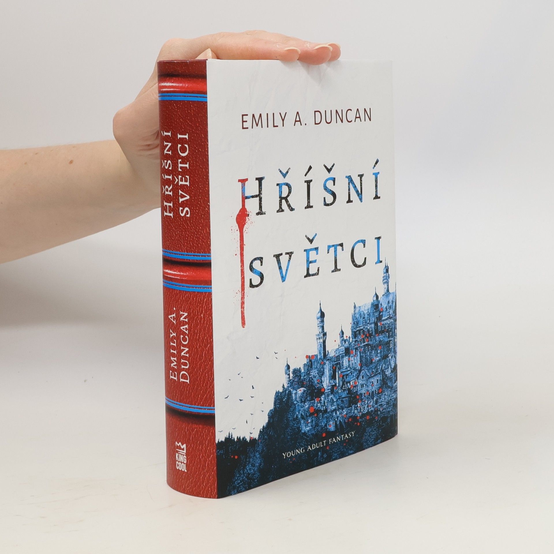 Emily A. Duncan Hříšní světci