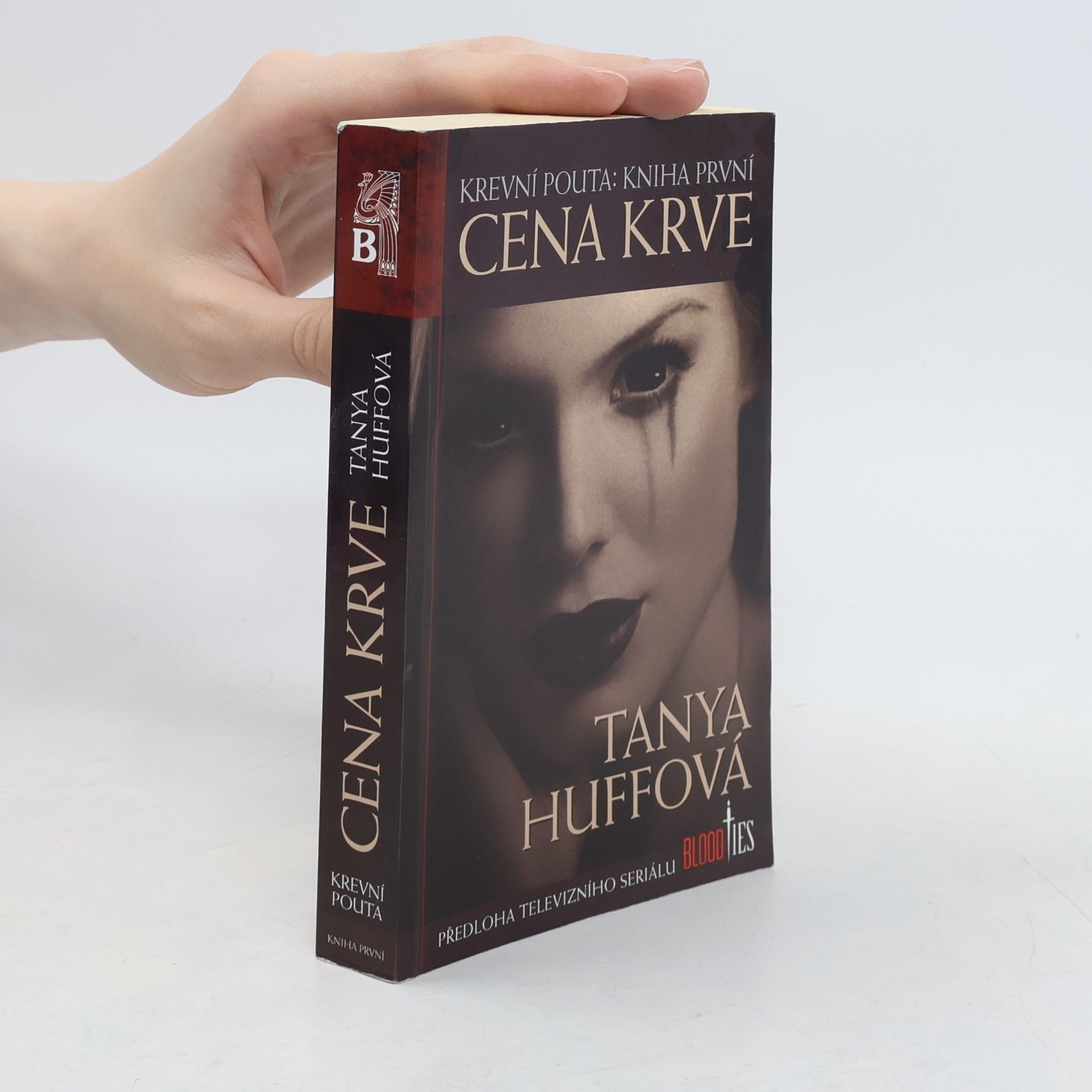 Tanya Huff Krevní pouta. Kniha první, Cena krve