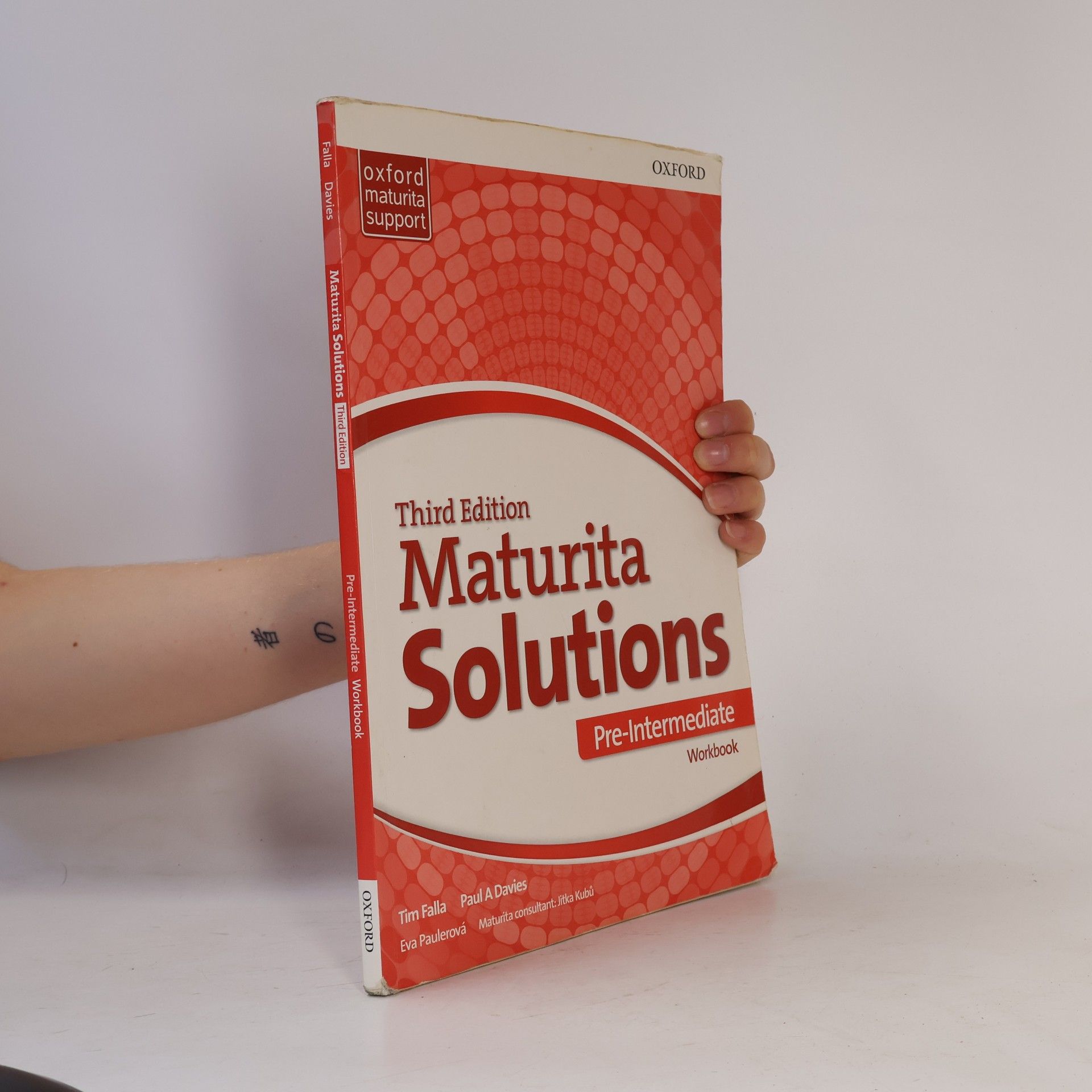 Tim Falla Maturita Solutions. Pre-Intermediate. Workbook
