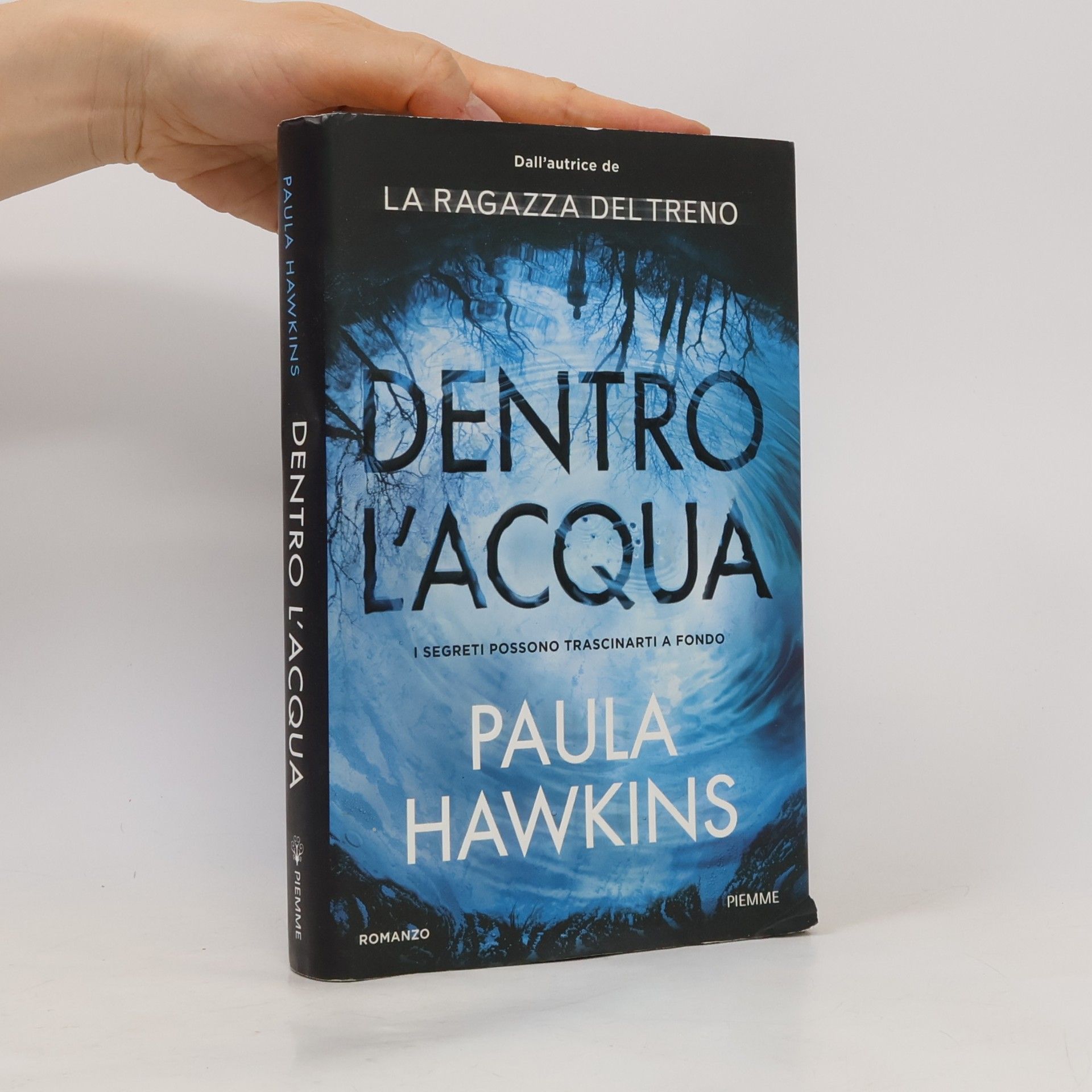 Paula Hawkins Dentro l'acqua