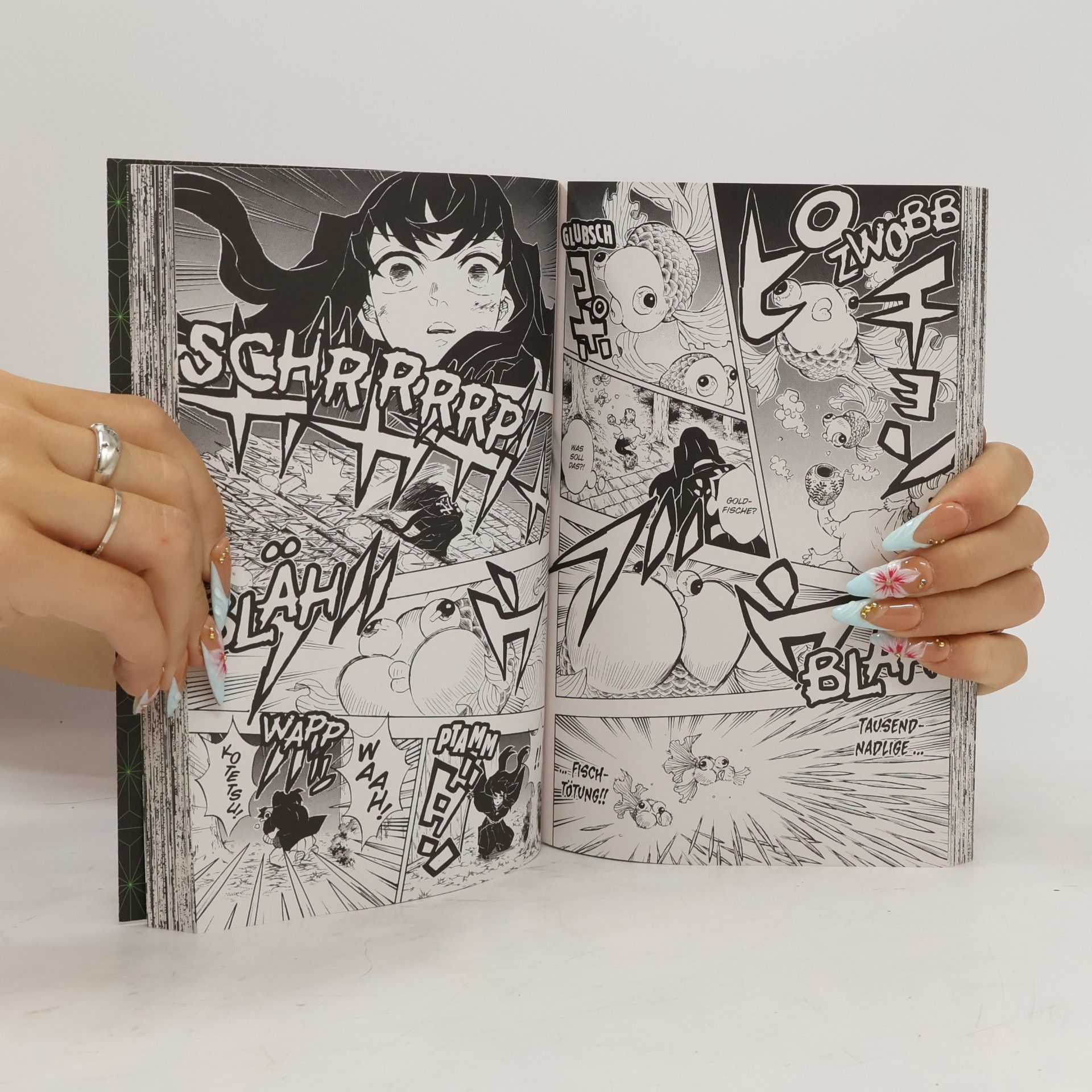 Koyoharu Gotoge Demon Slayer 13