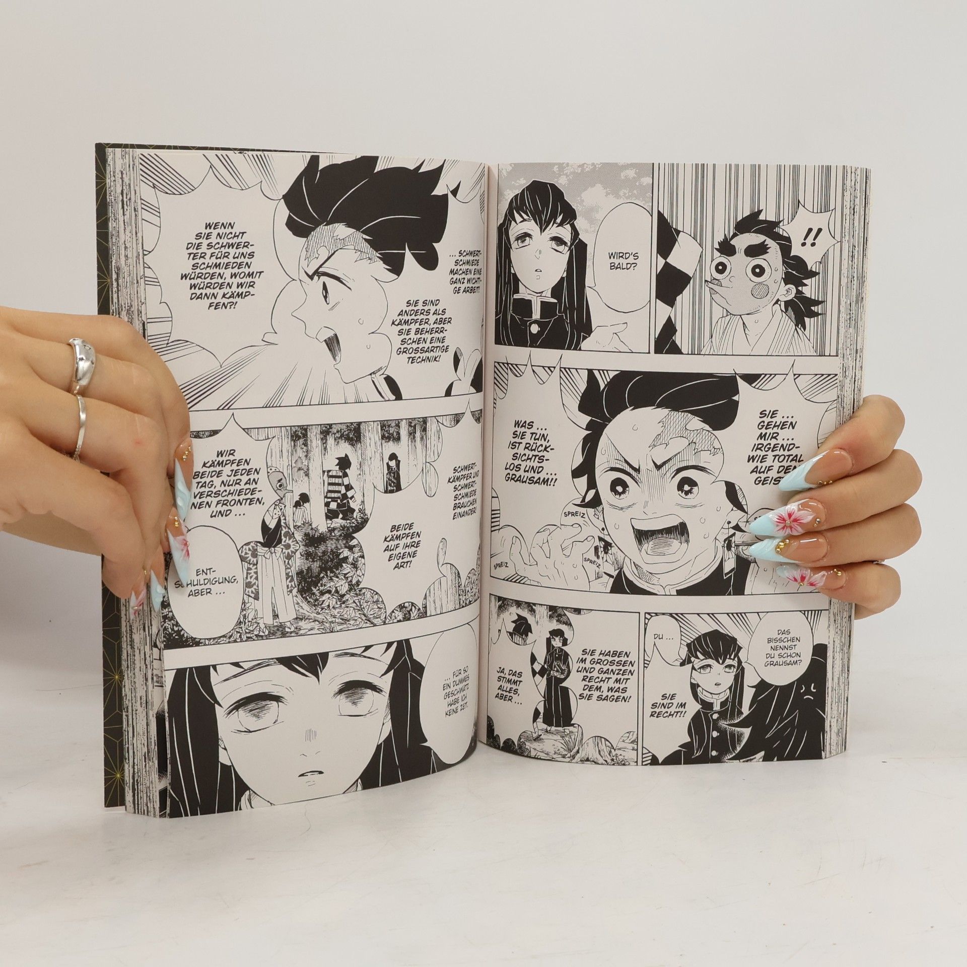 Koyoharu Gotoge Demon Slayer 12