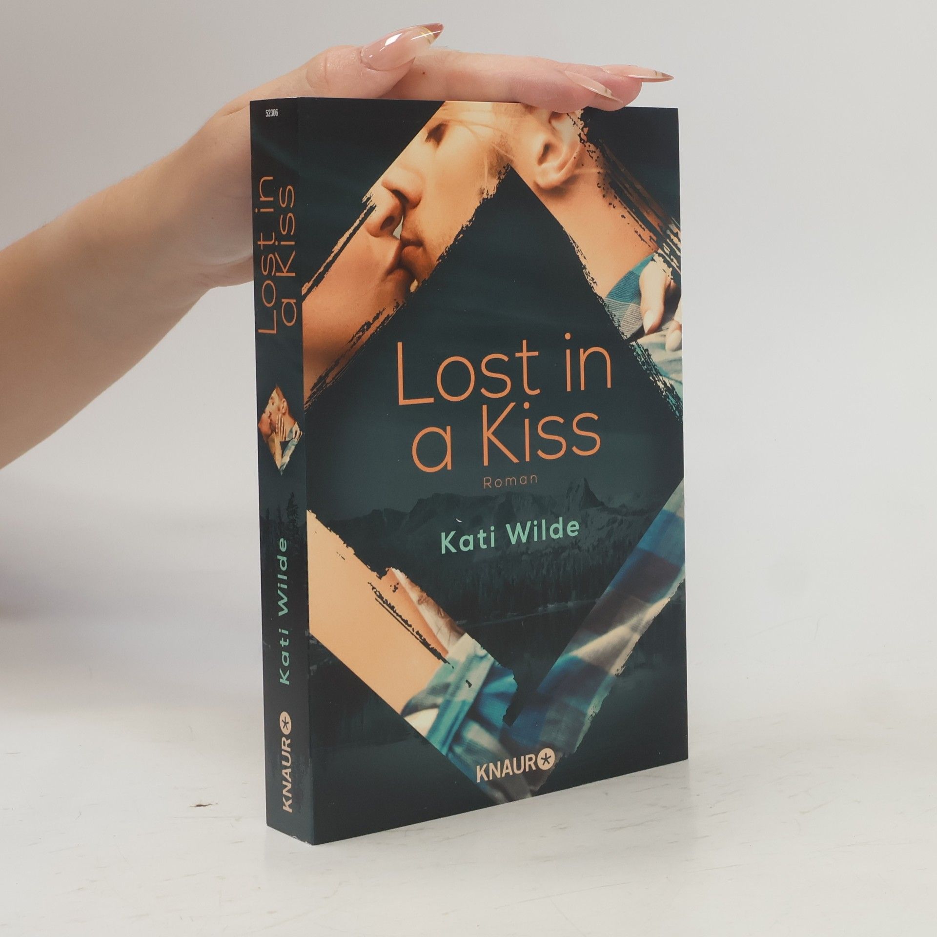 Kati Wilde Lost in a kiss