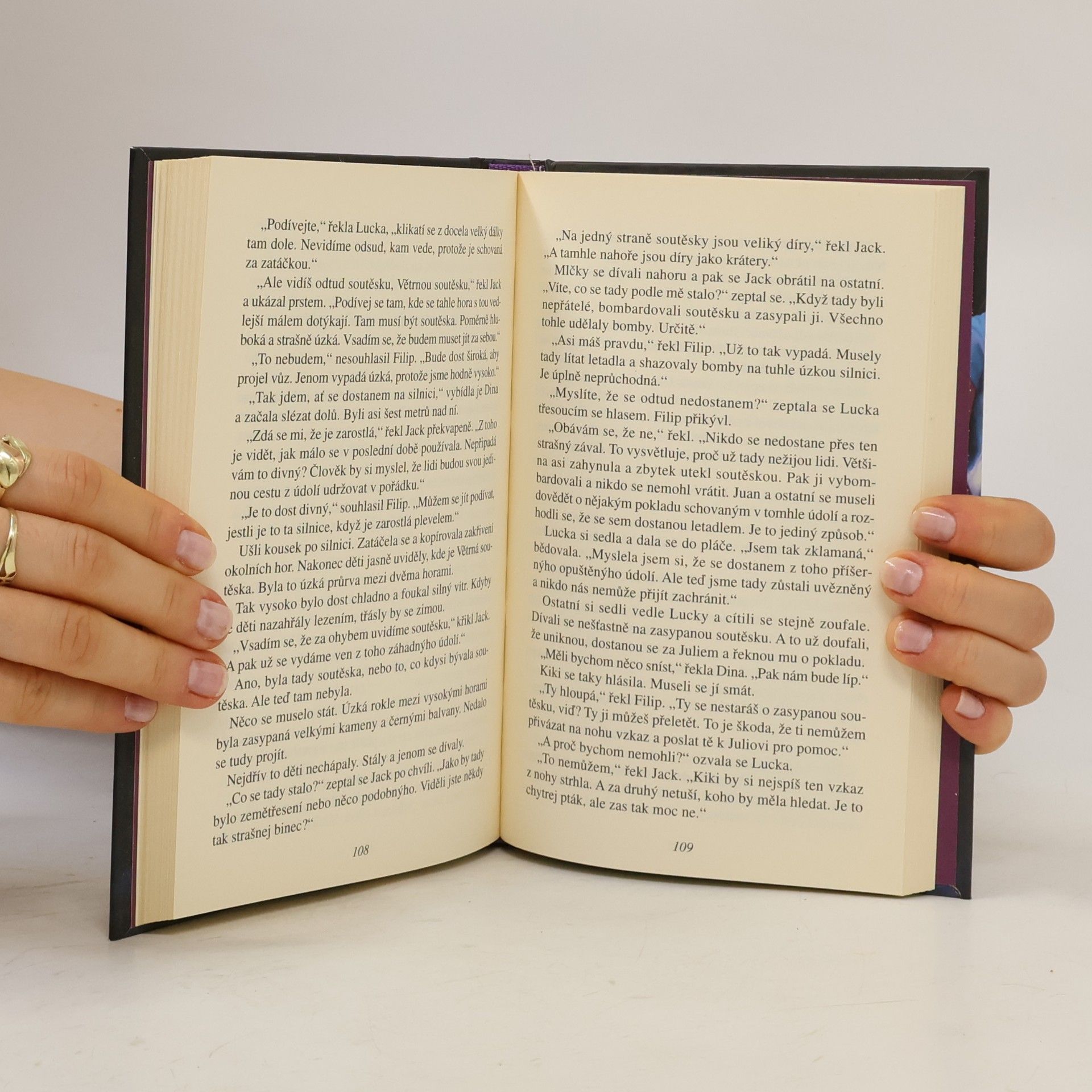 Enid Blyton Tajemné údolí