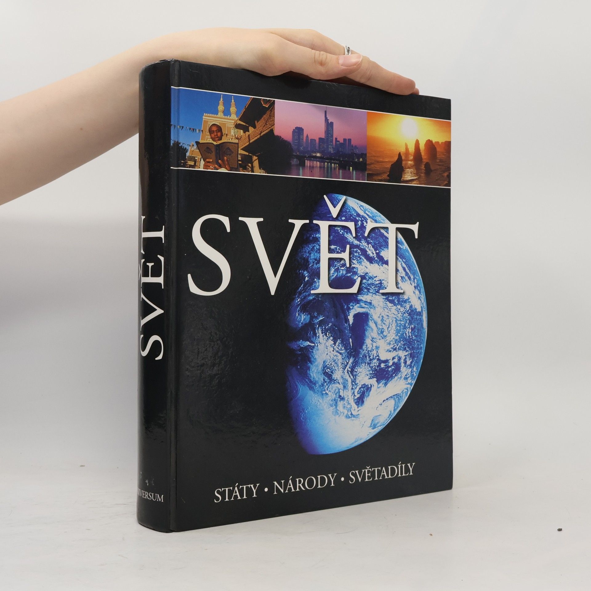 Collectif d'auteurs Svět. Státy, národy, světadíly