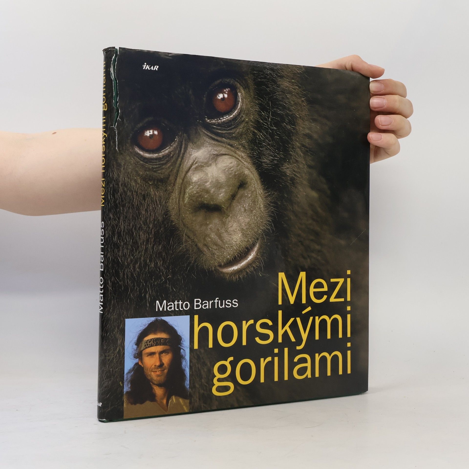 Matto Barfuss Mezi horskými gorilami