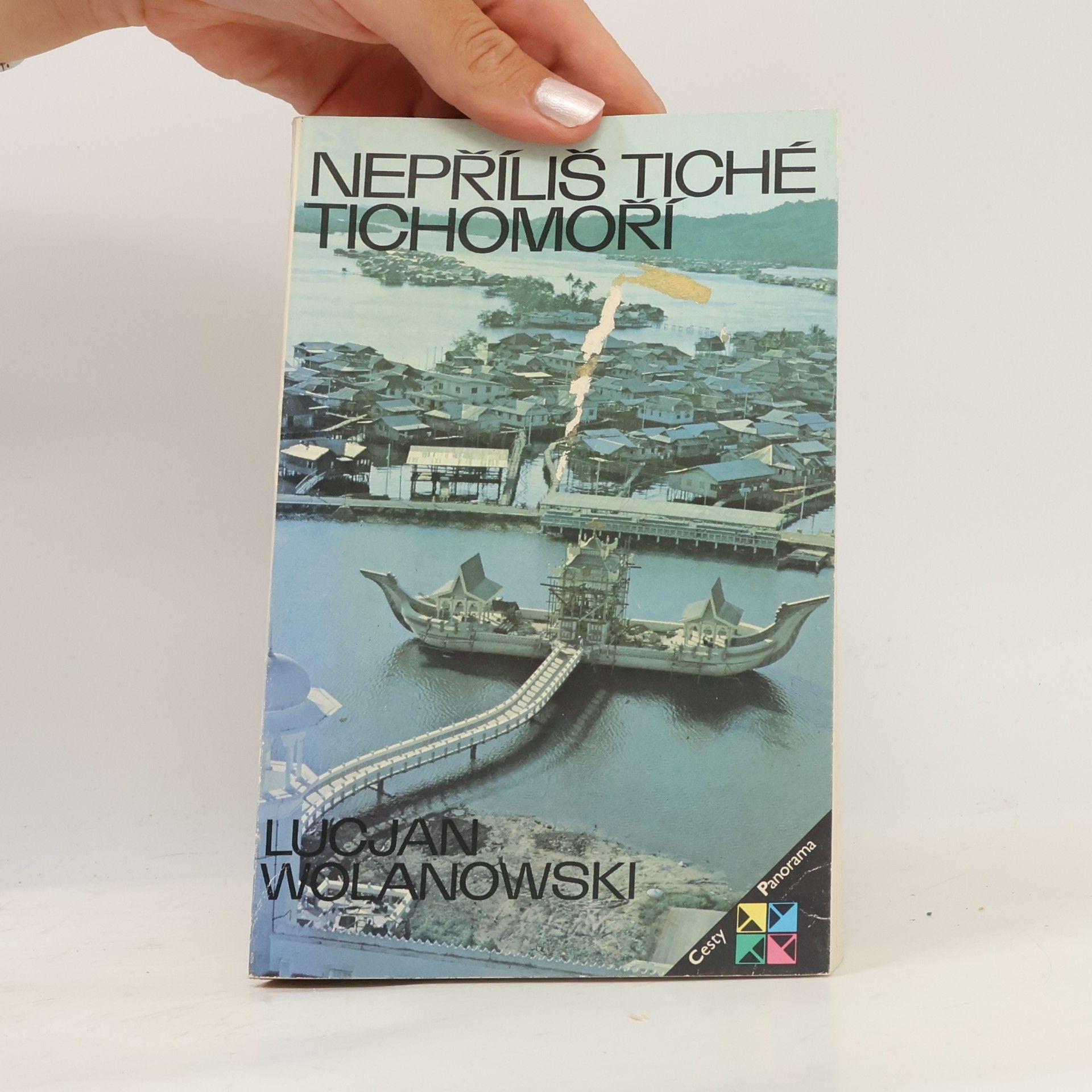 Lucjan Wolanowski Nepříliš tiché Tichomoří