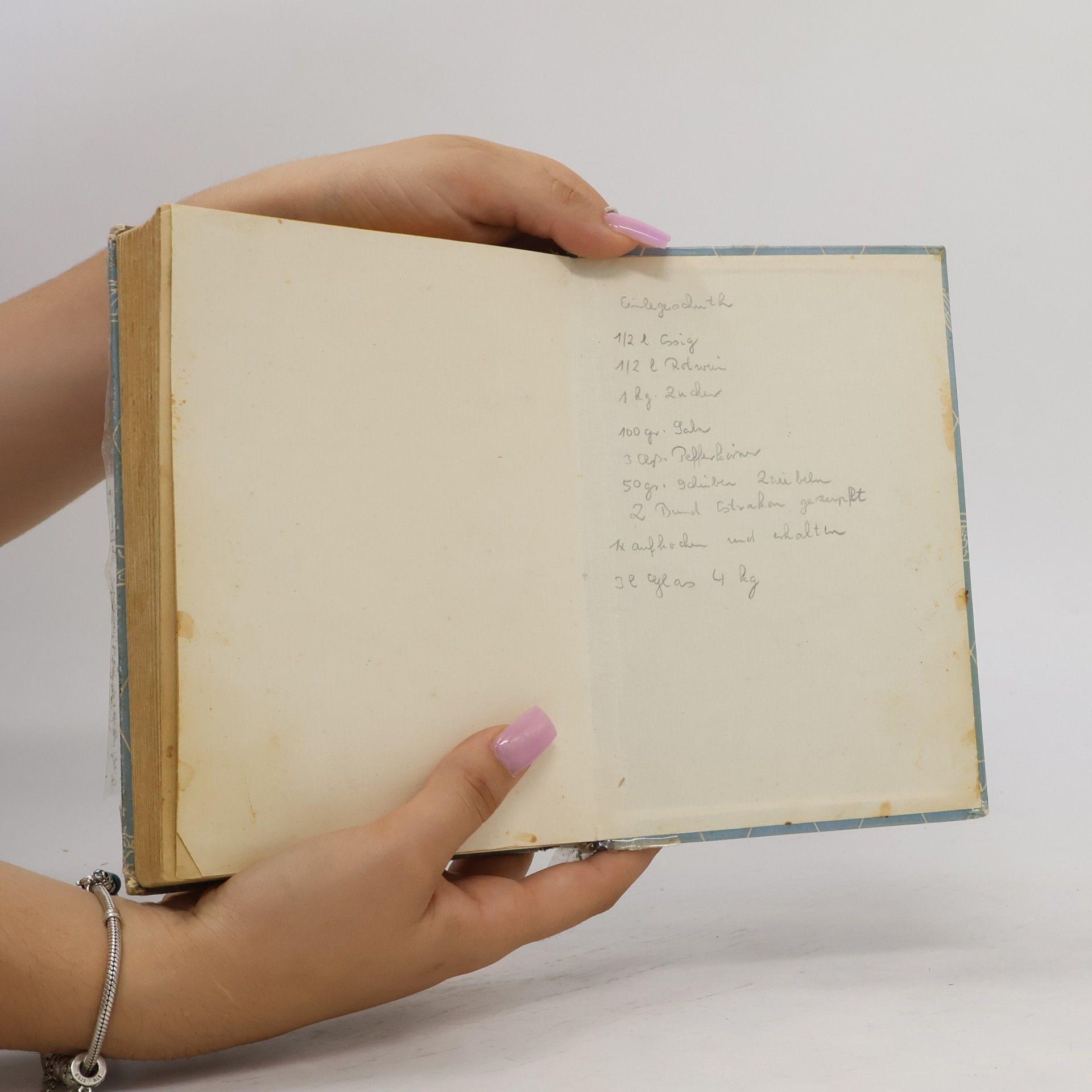 Julie Lutz Kochbuch für jeden Haushalt
