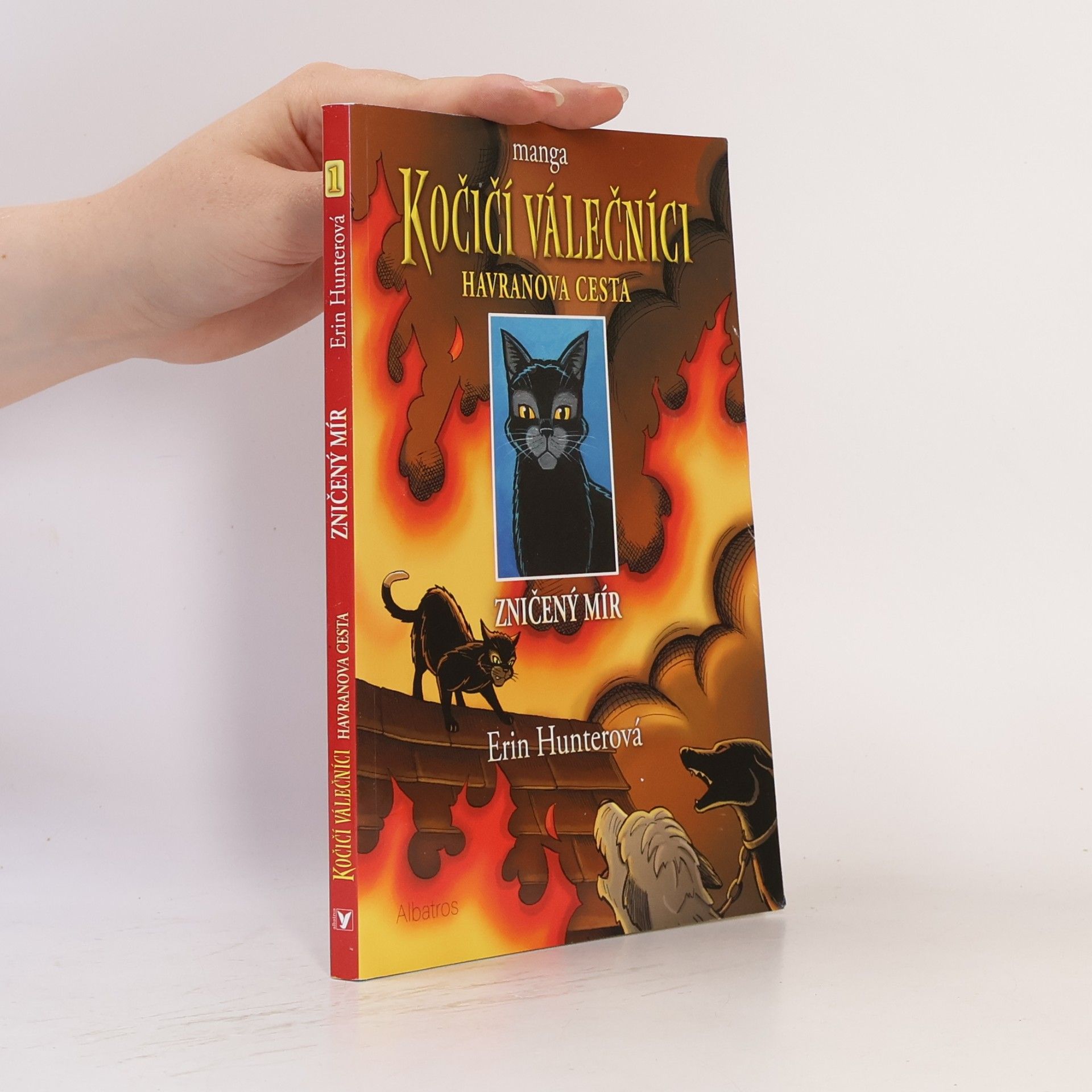 Erin Hunter Zničený mír