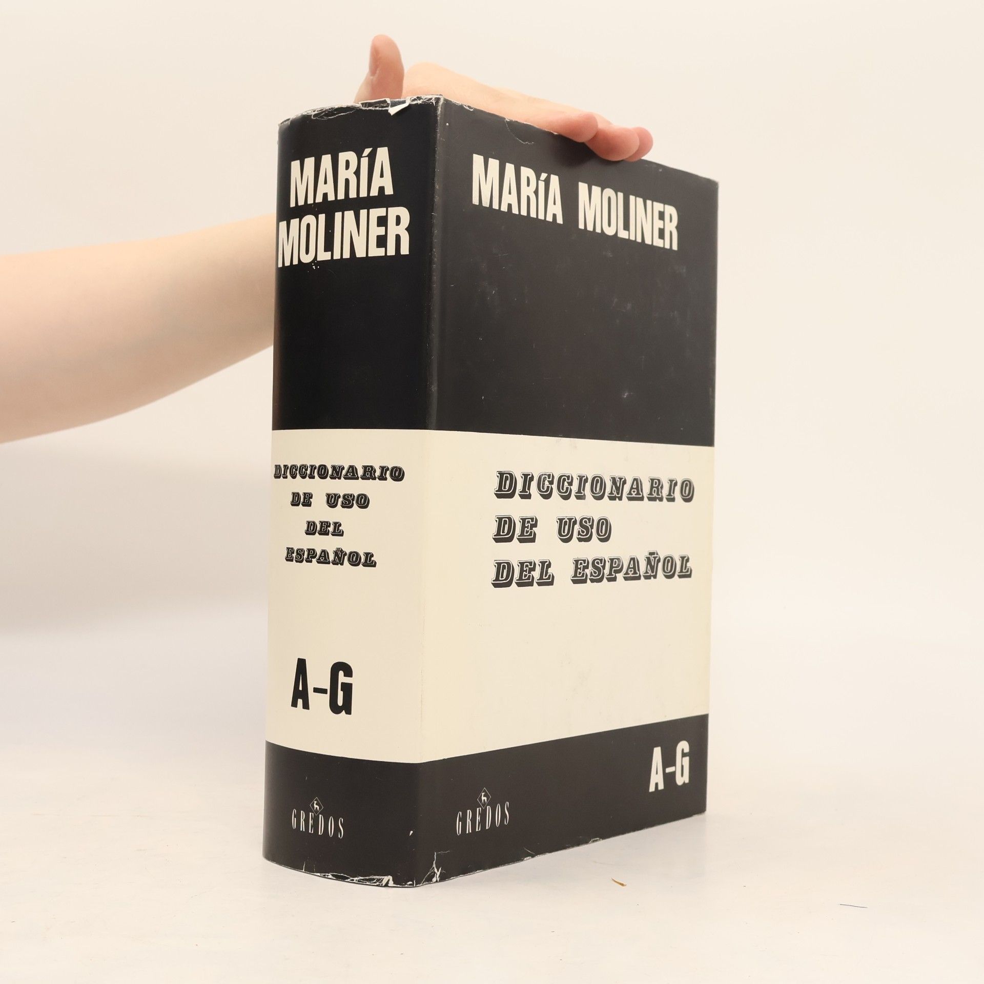 María Moliner Diccionario de uso español. A-G