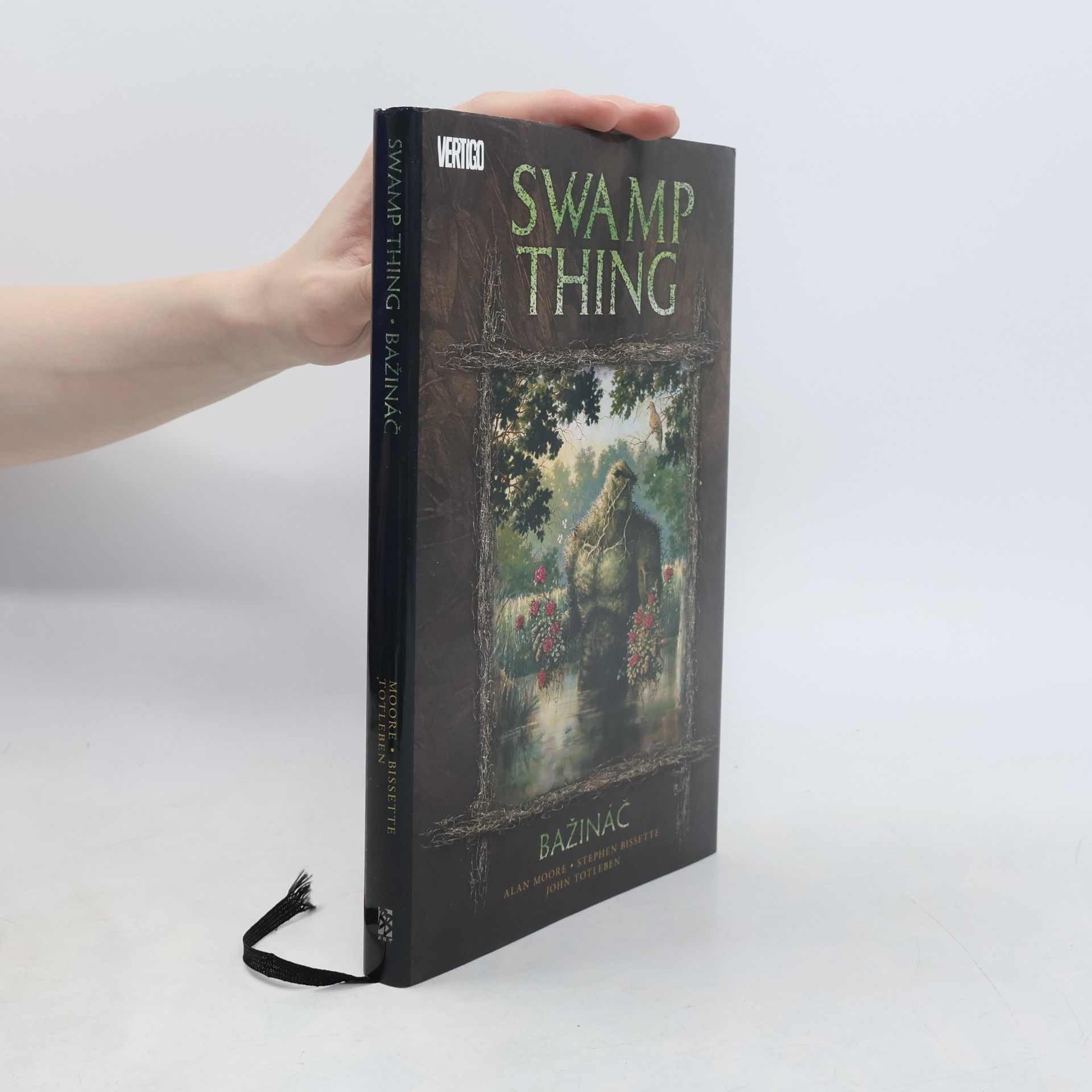Alan Moore Bažináč = Swamp Thing : kniha první