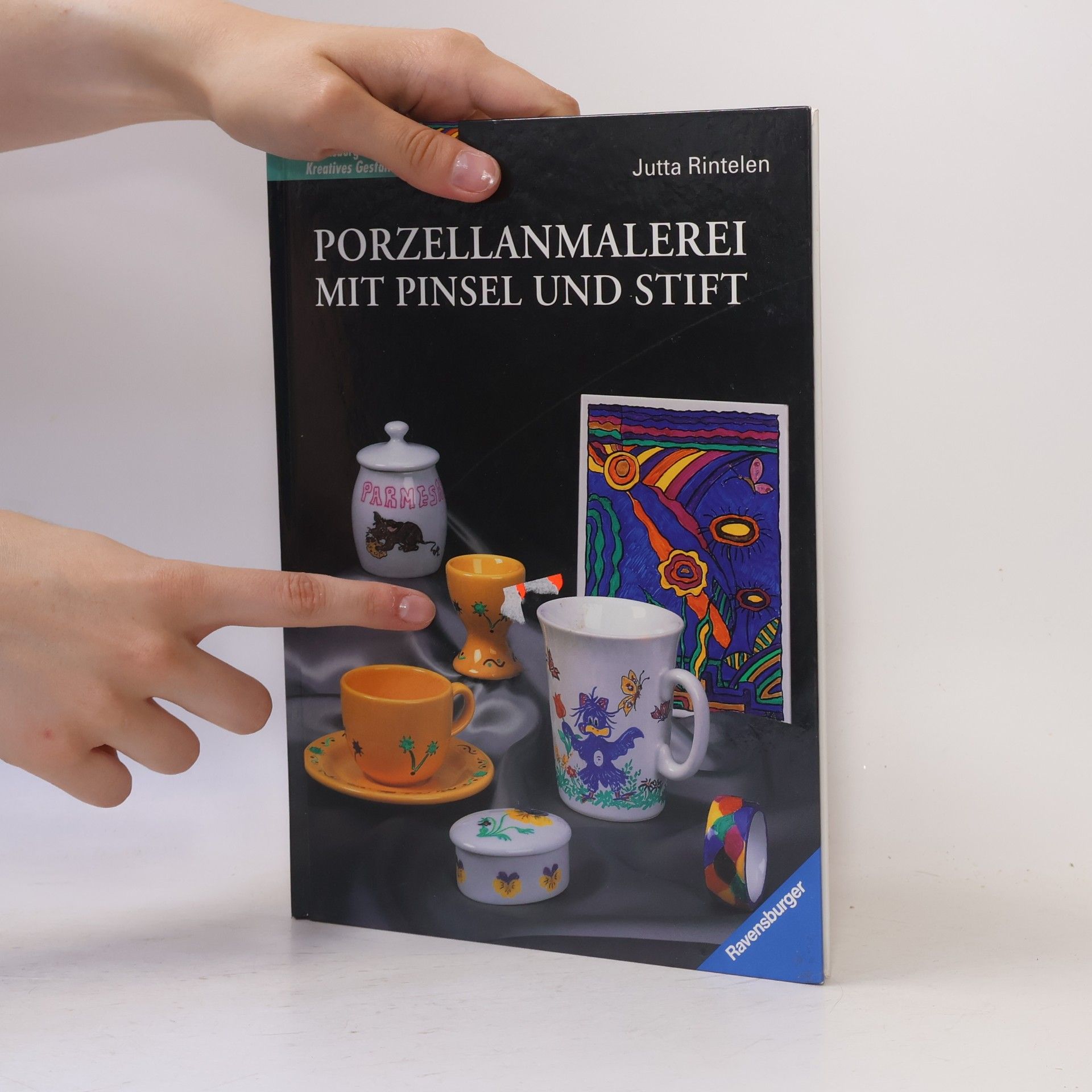 Jutta Rintelen Porzellanmalerei mit Pinsel und Stift