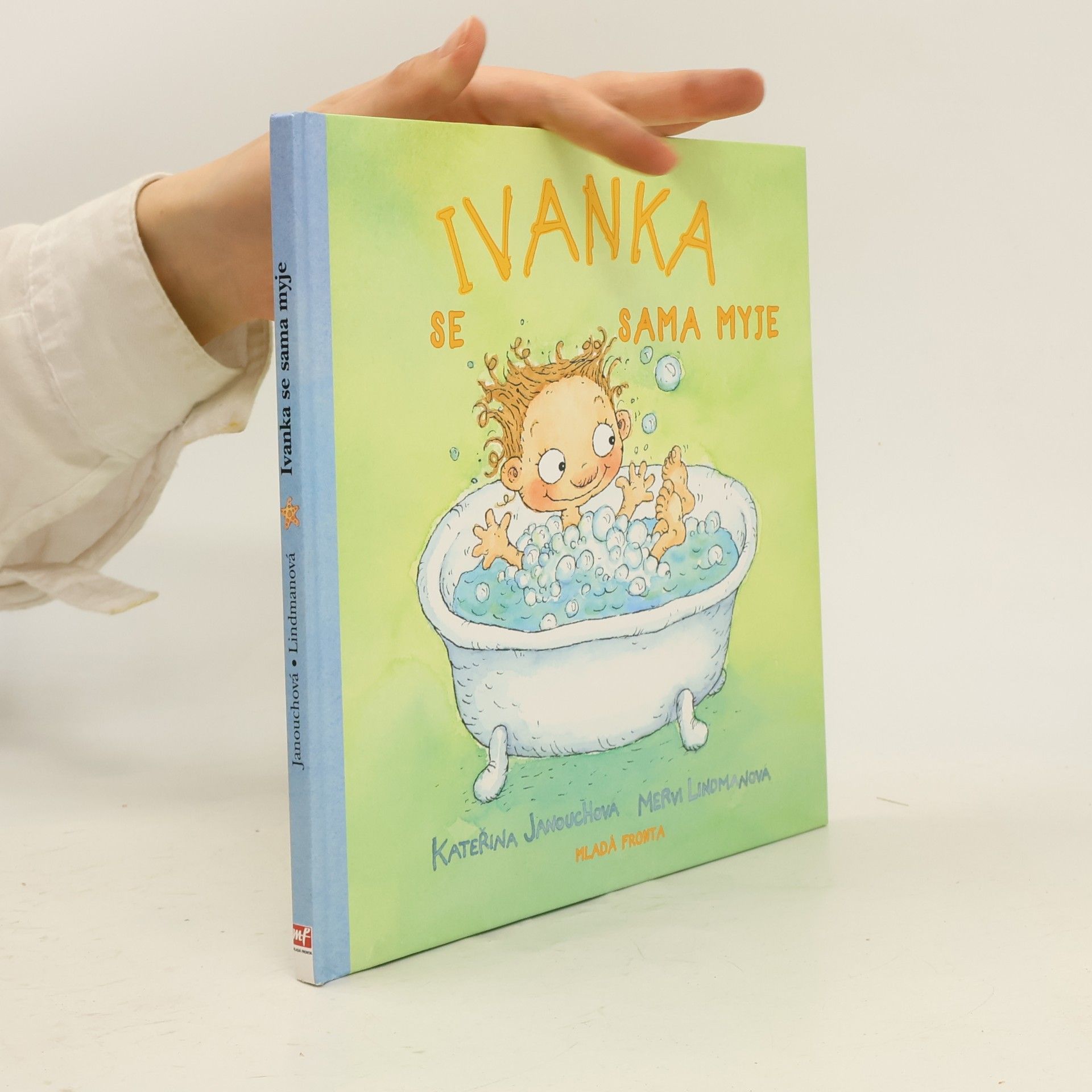 Kateřina Janouchová Ivanka se sama myje