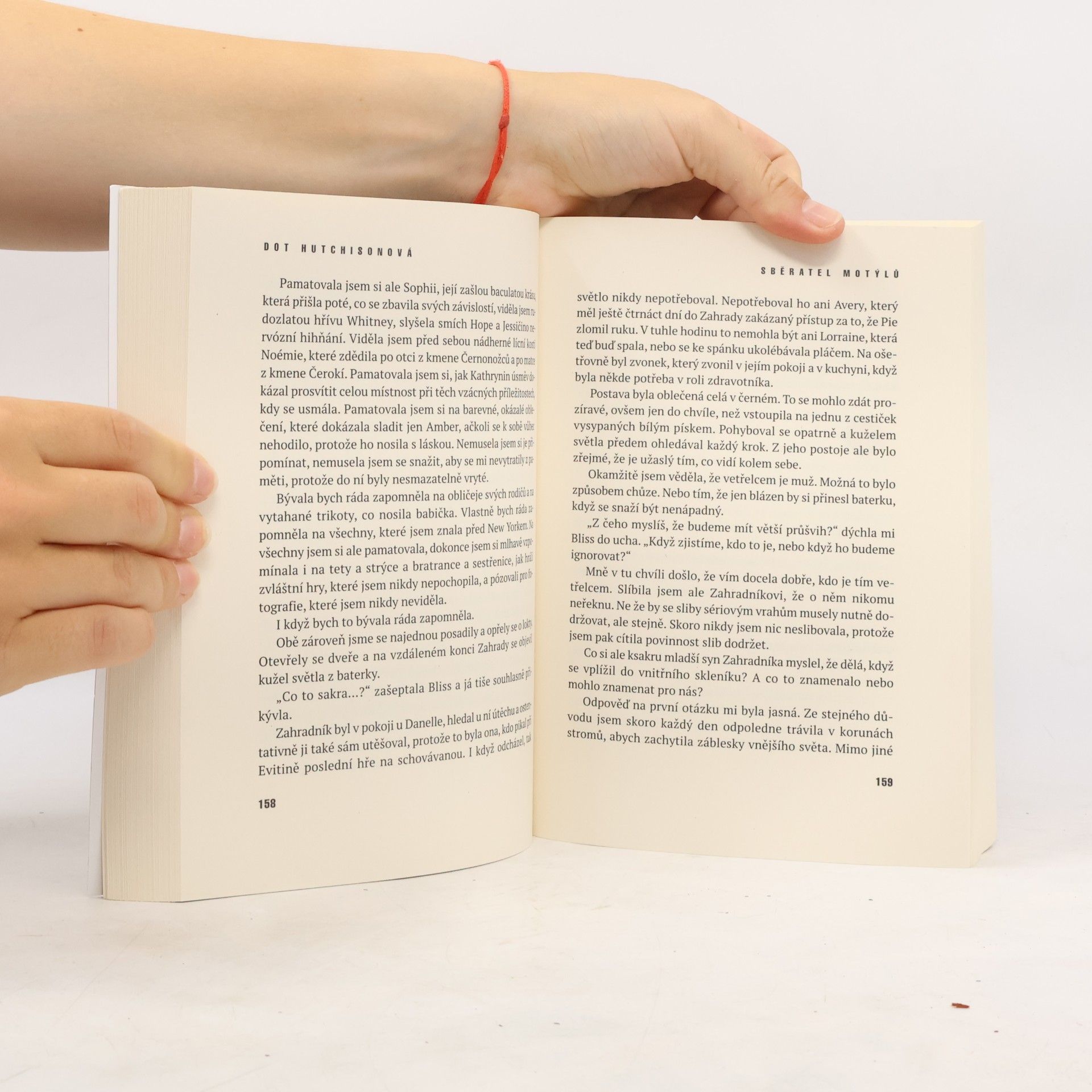 Dot Hutchison Sběratel motýlů (1. díl trilogie)