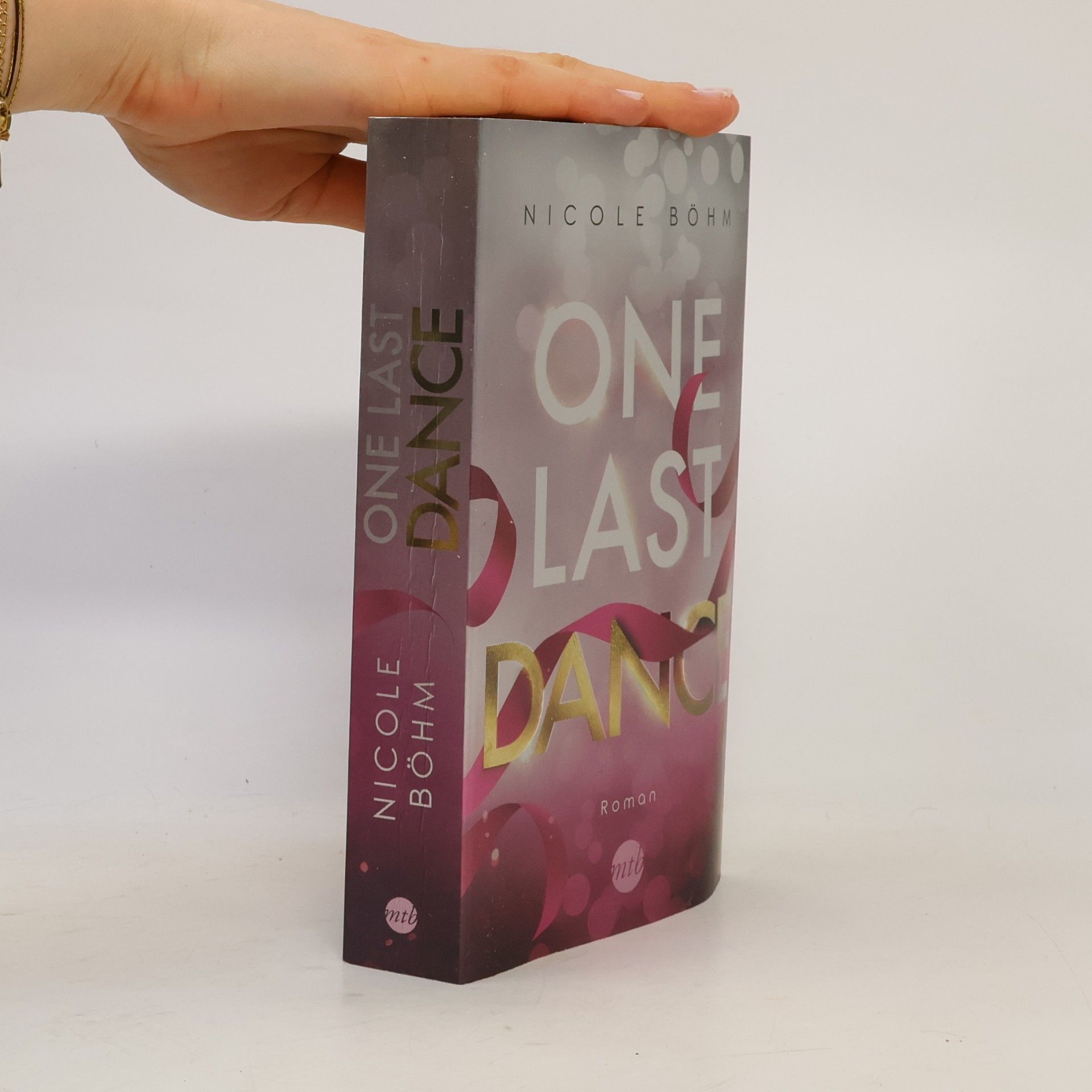 Nicole Böhm One Last Dance