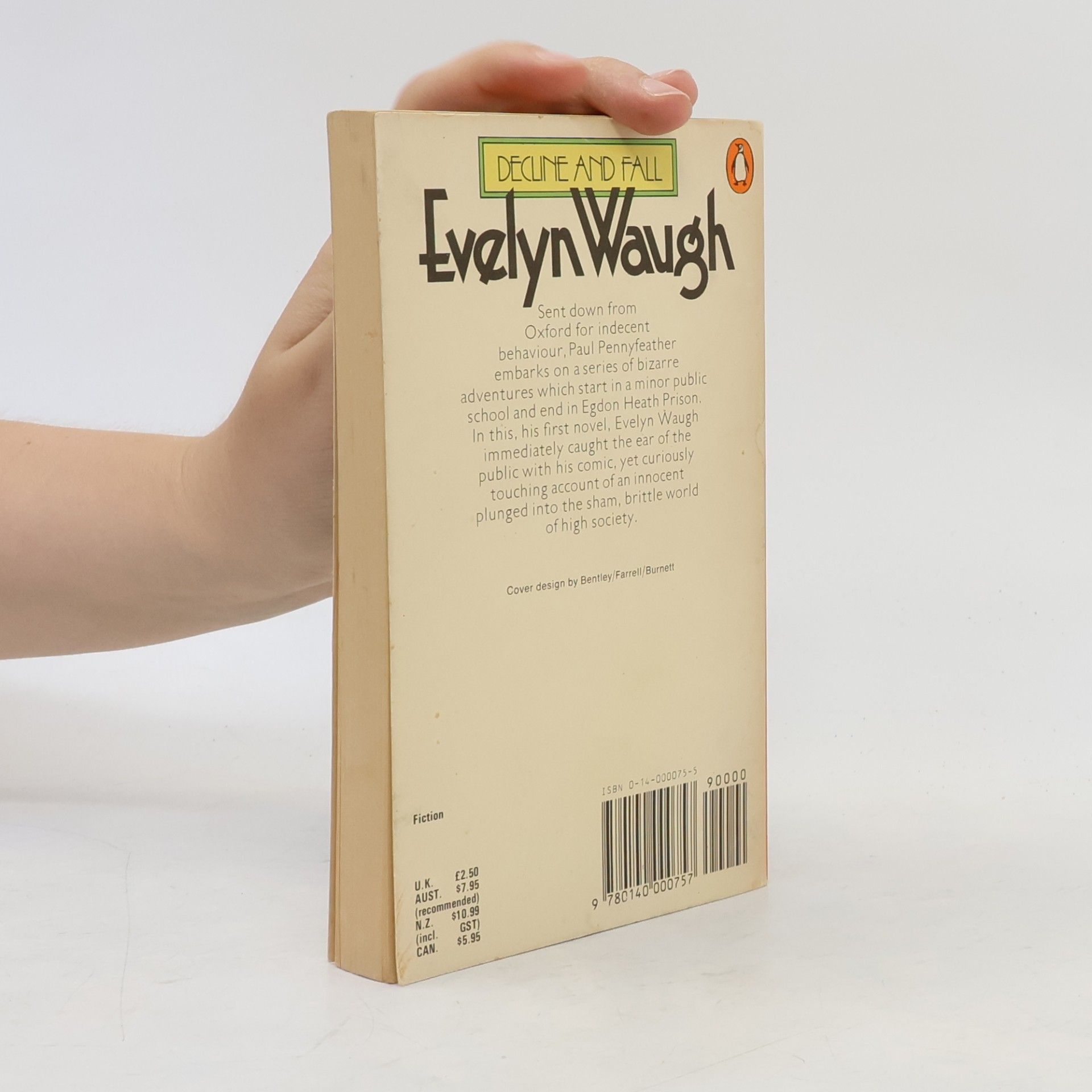 Evelyn Waugh Decline and Fall