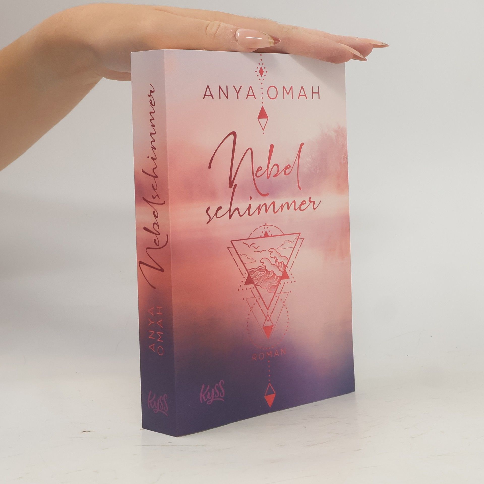 Anya Omah Nebelschimmer