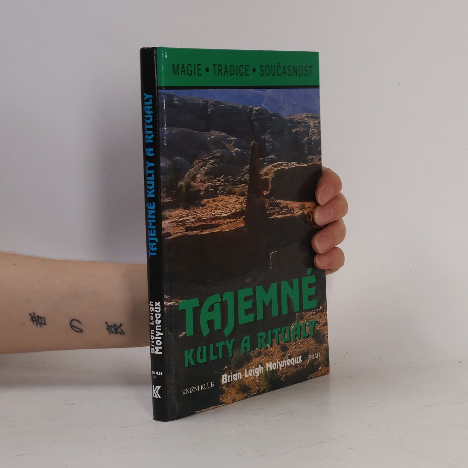 Brian Leigh Molyneaux Tajemné kulty a rituály