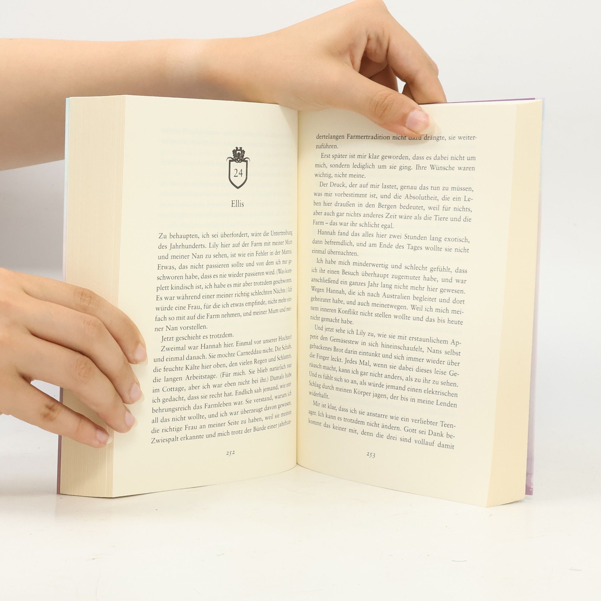 Emma Bellmore Hidden secrets / Bloomsbury Campus Bd.1