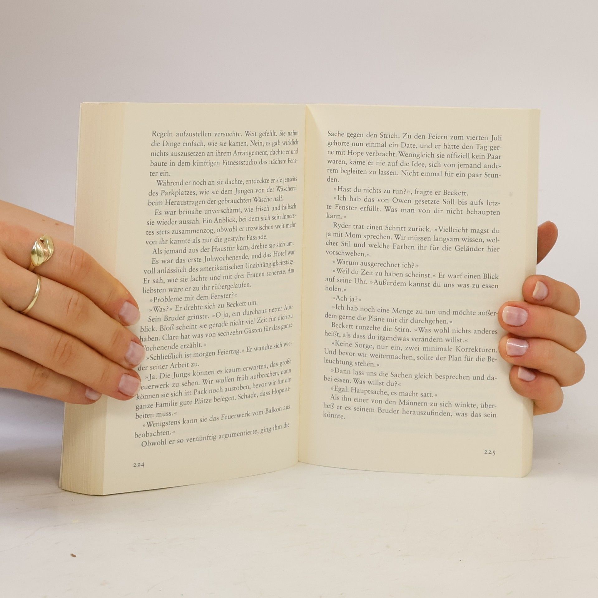Nora Roberts Flieder-nächte