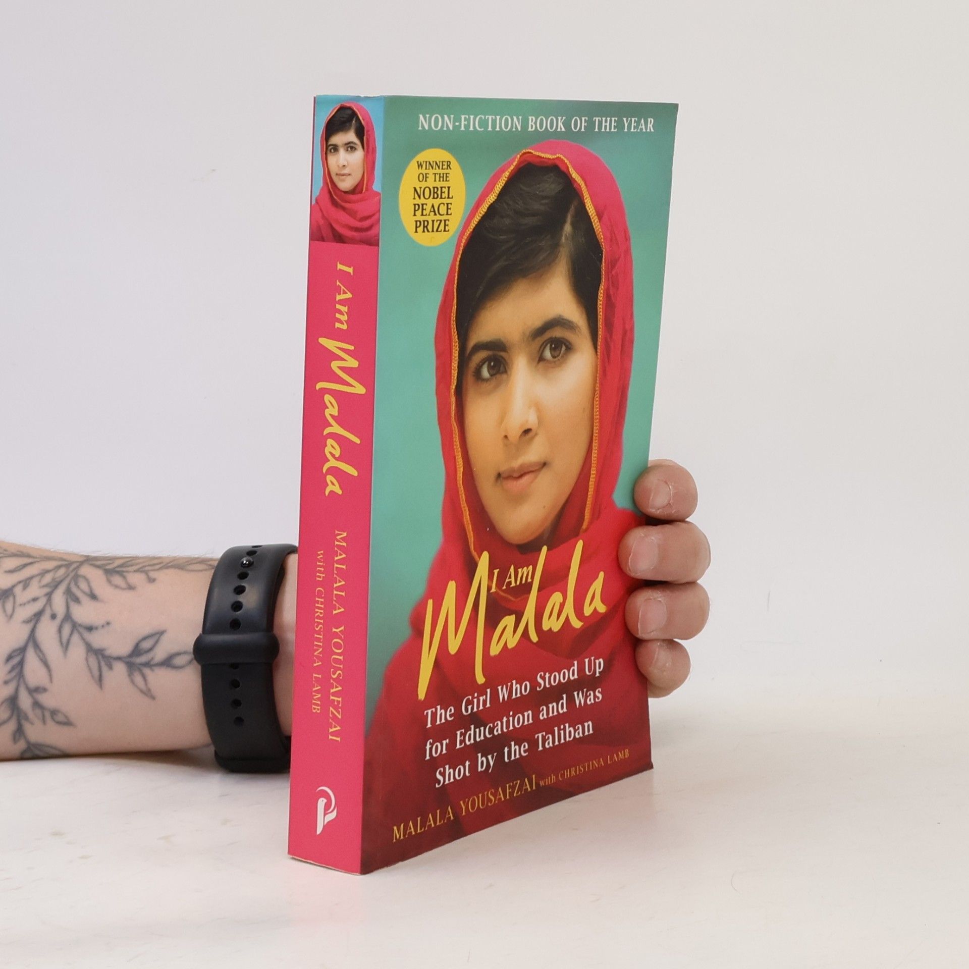 Malala Yousafzai I am Malala : the girl who stood up for education and was shot by the Taliban
