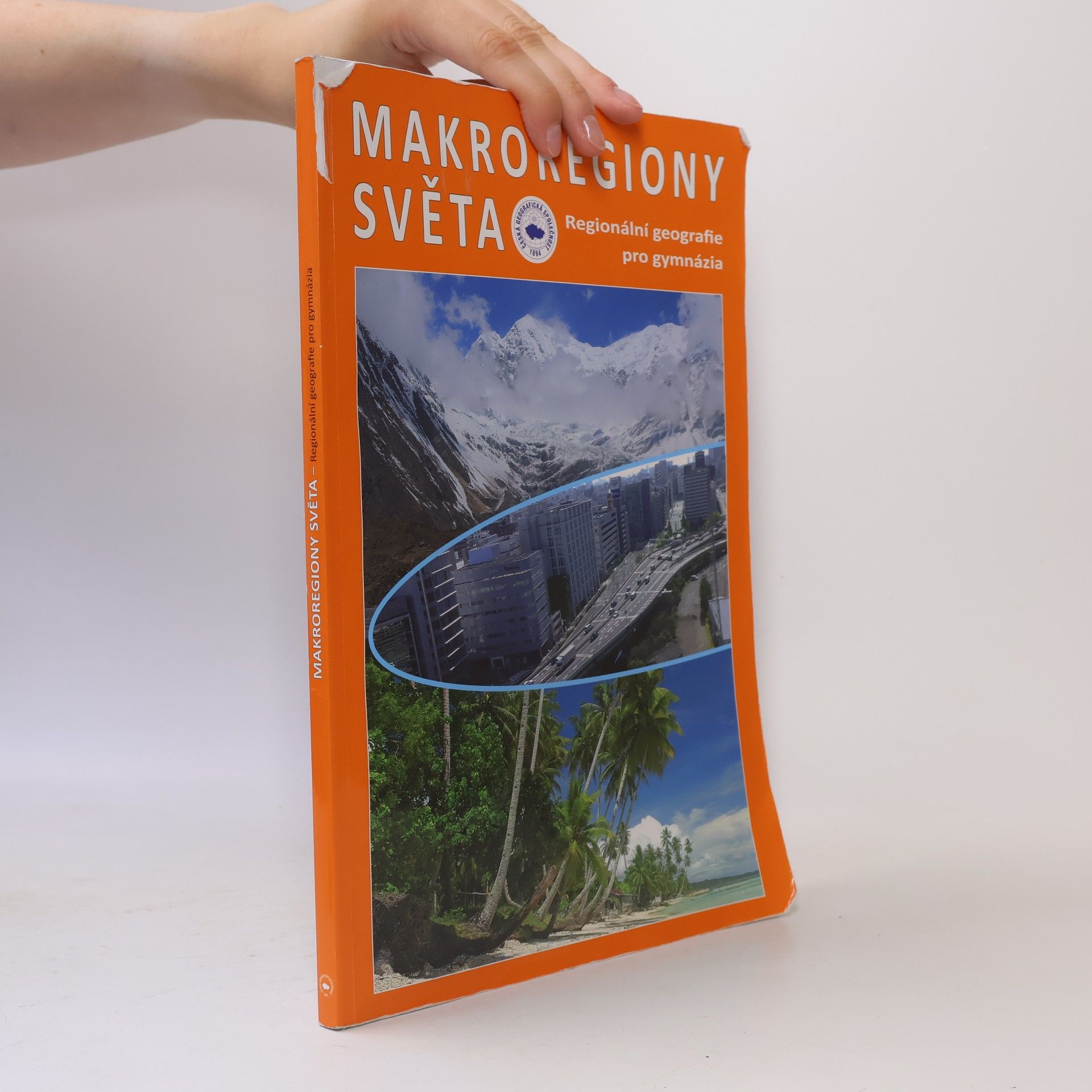 Ivan Bičík Makroregiony světa: regionální geografie pro gymnázia