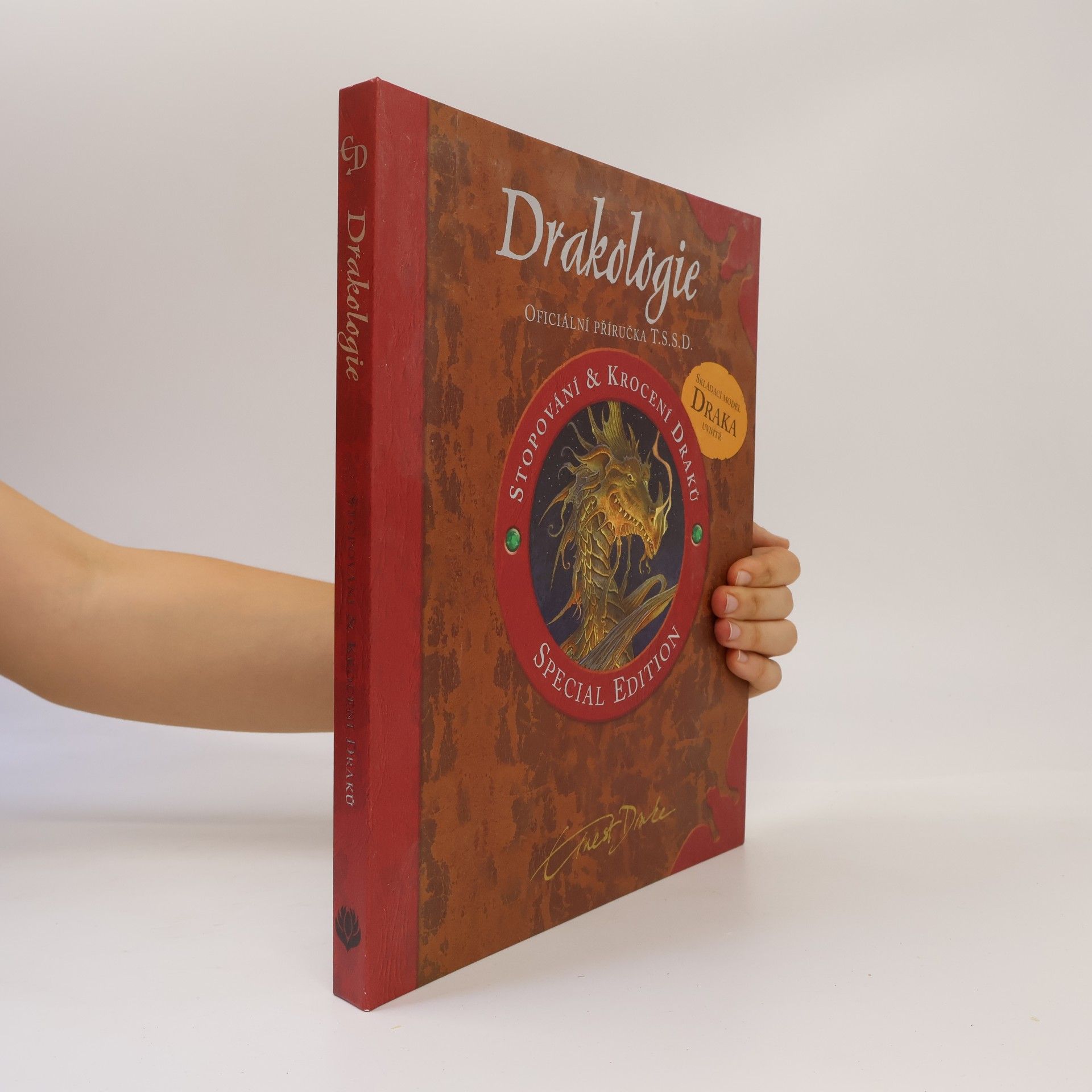 Dugald Steer Drakologie - stopování a krocení draků, příručka pro začátečníky