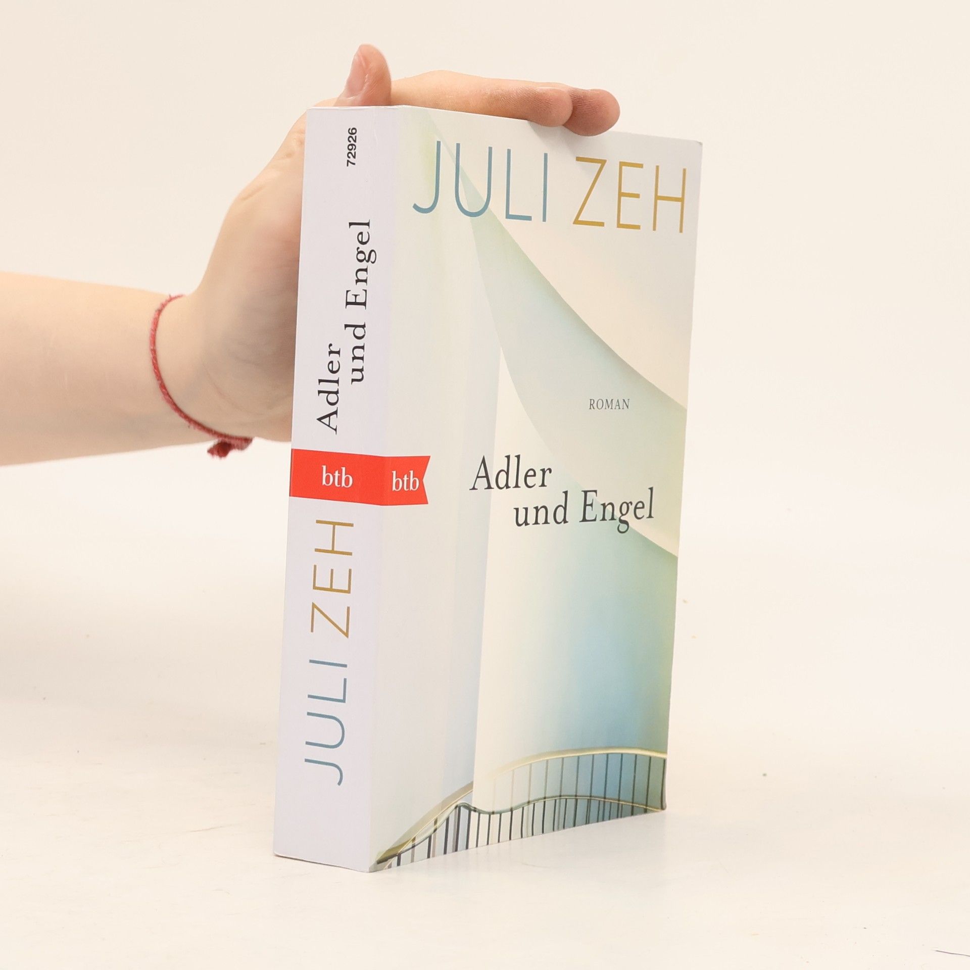 Juli Zeh Adler und Engel: Roman