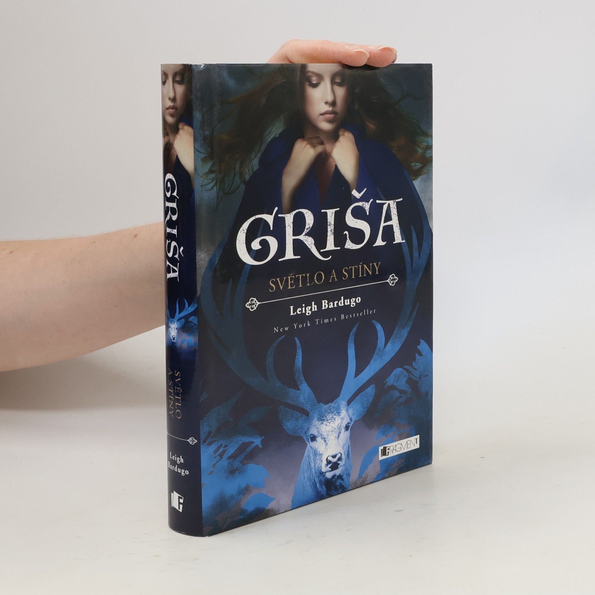 Leigh Bardugo Griša. Světlo a stíny