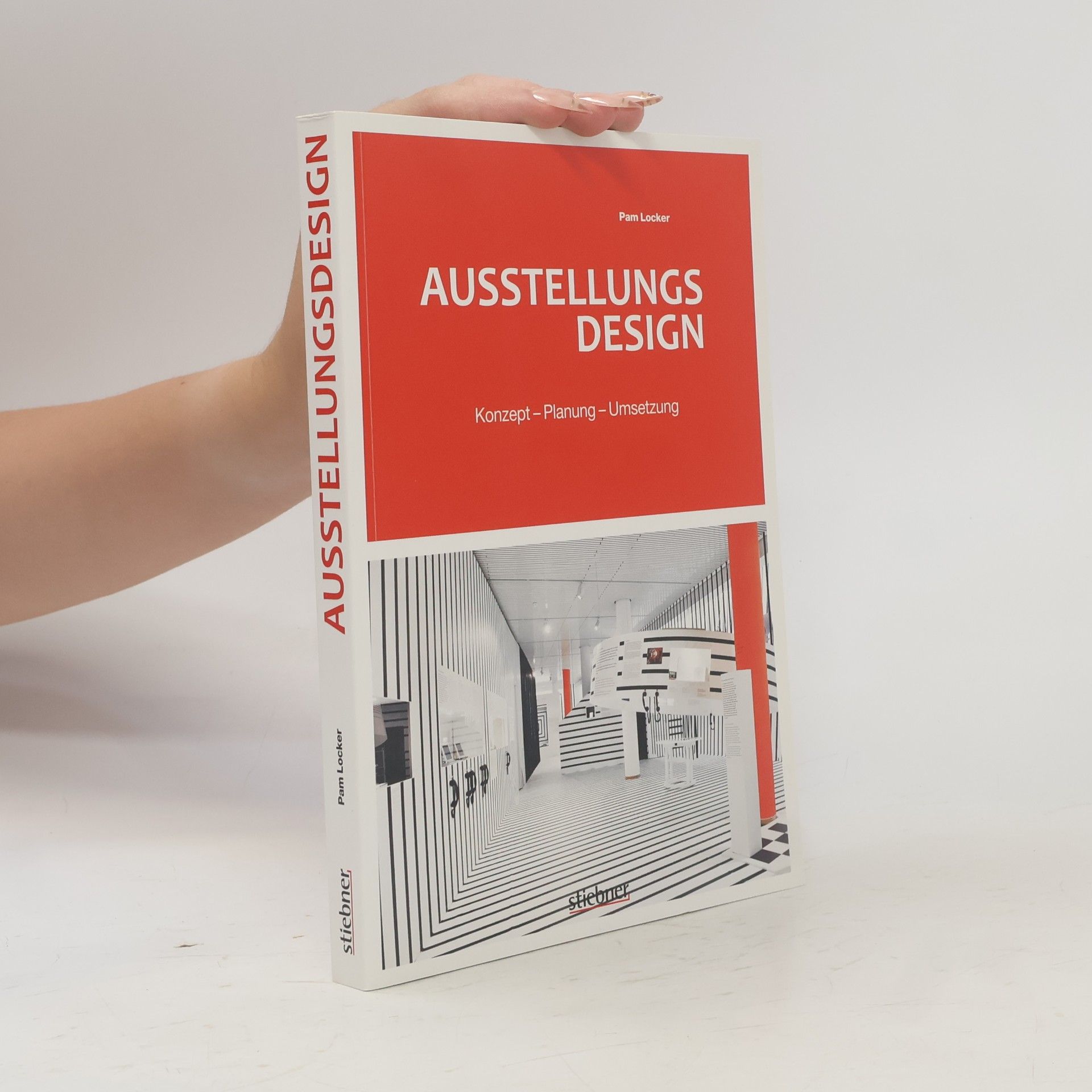 Pam Locker Ausstellungsdesign