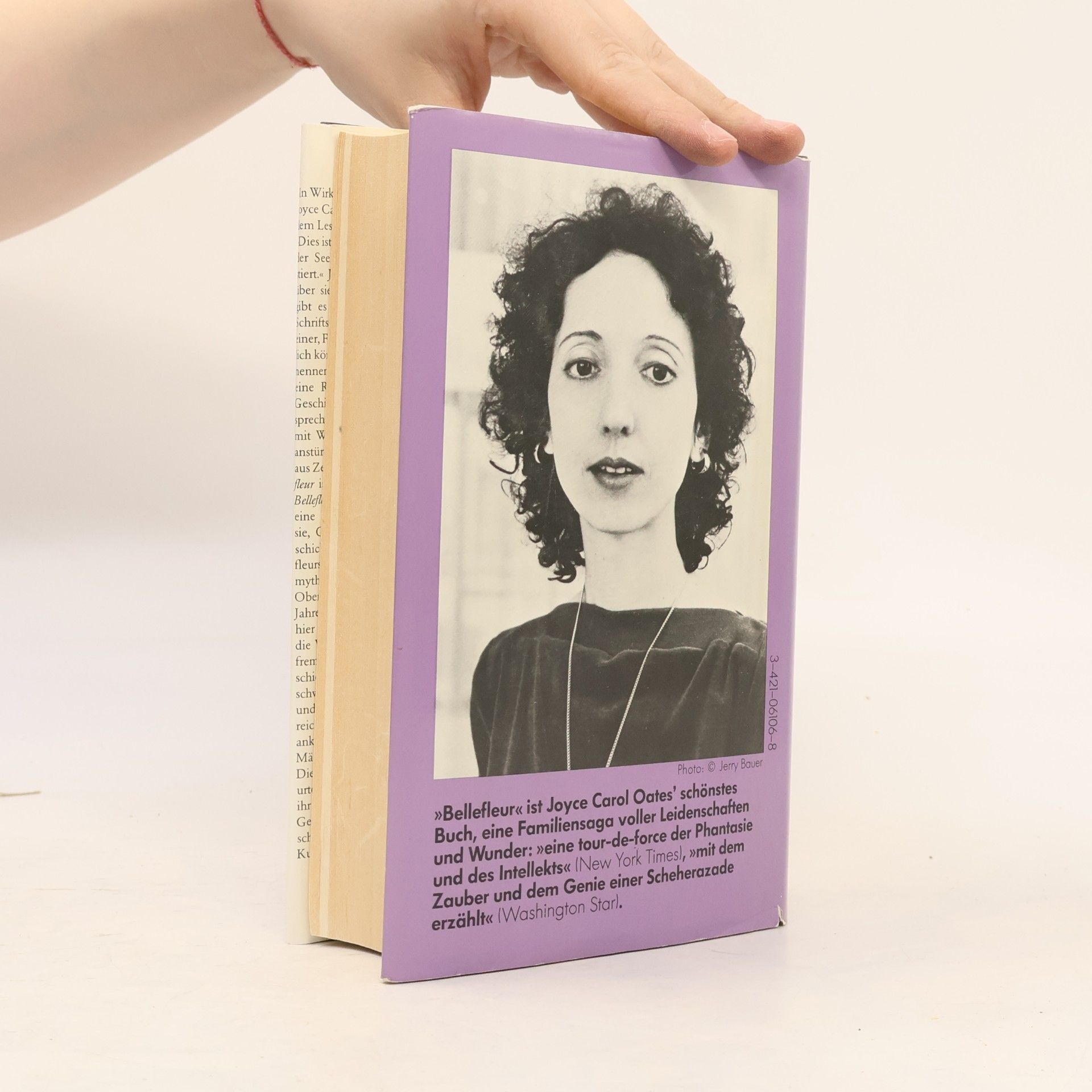 Joyce Carol Oates Bellefleur