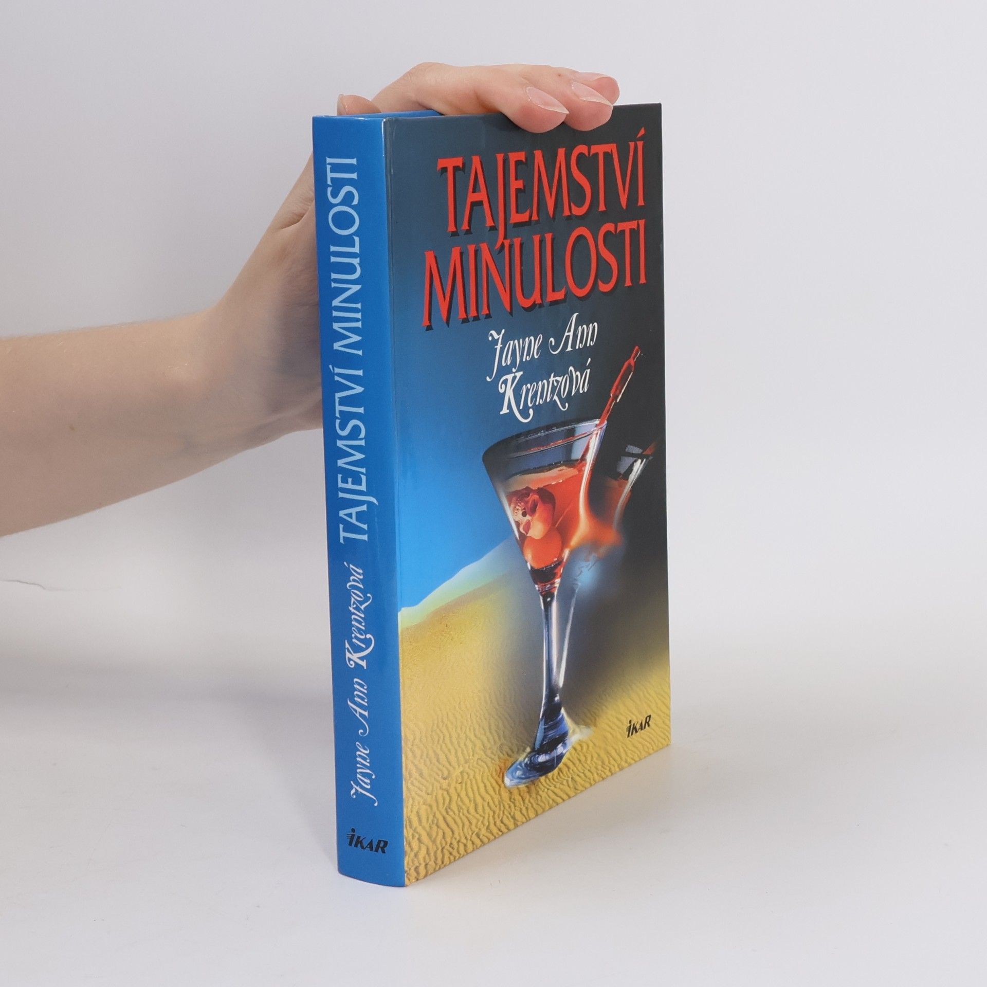 Jayne Ann Krentz Tajemství minulosti
