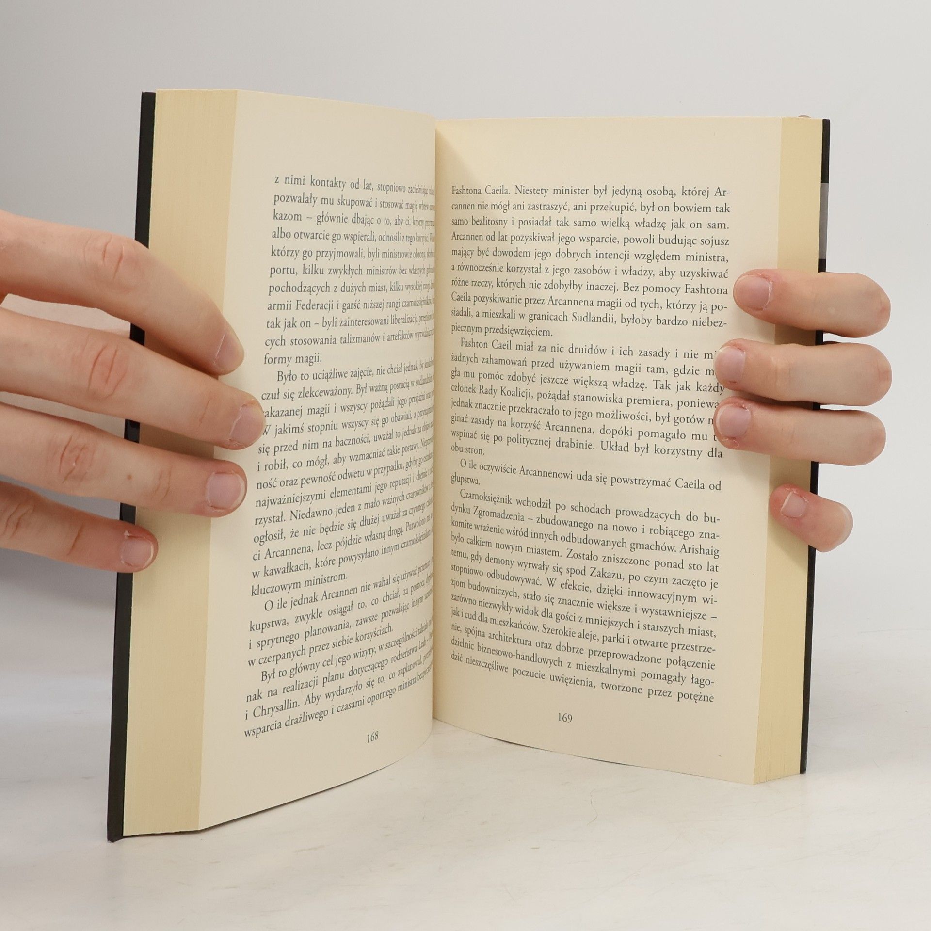 Terry Brooks CZARNE OSTRZE OBROŃCY SHANNARY TOM 1