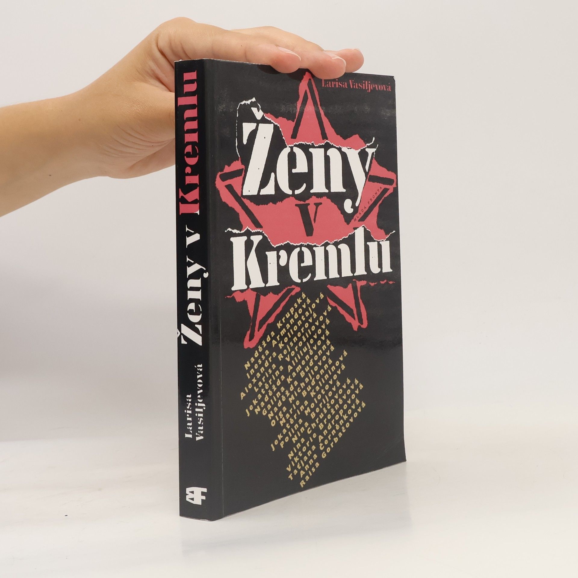 Larisa Vasiljevová Ženy v Kremlu