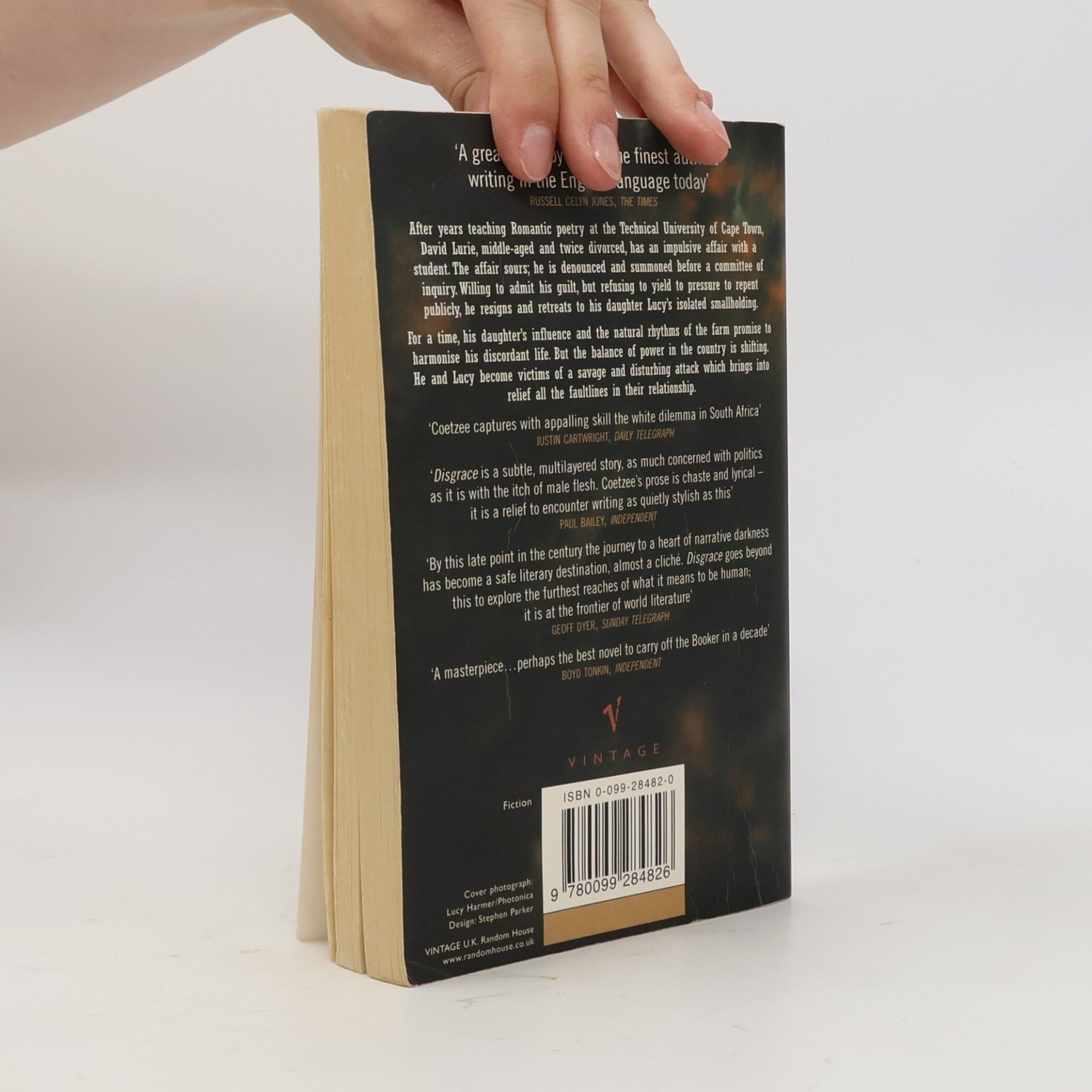 John Maxwell Coetzee Disgrace