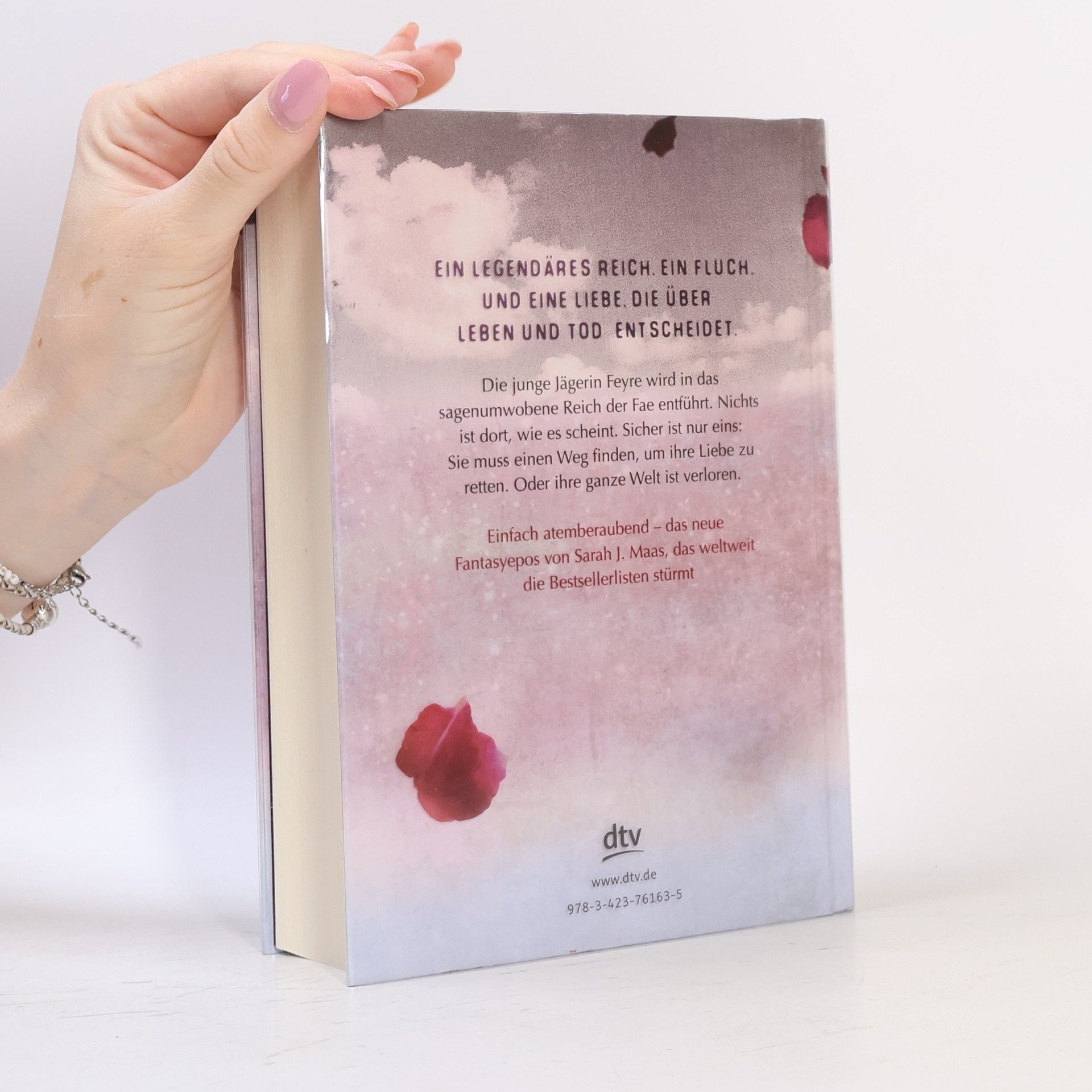 Sarah J. Maas Das Reich der sieben Hofe. Dornen und Rosen
