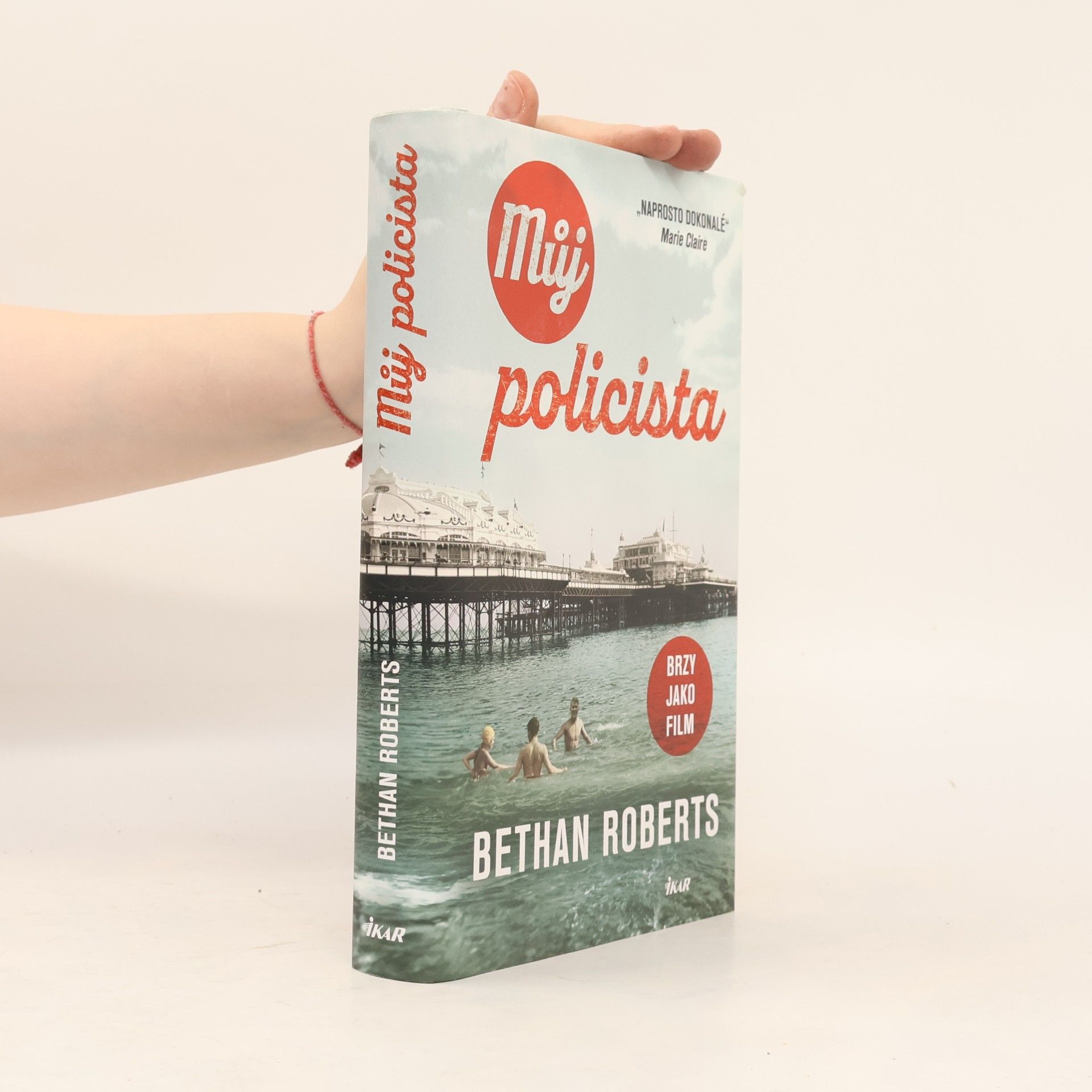 Bethan Roberts Můj policista