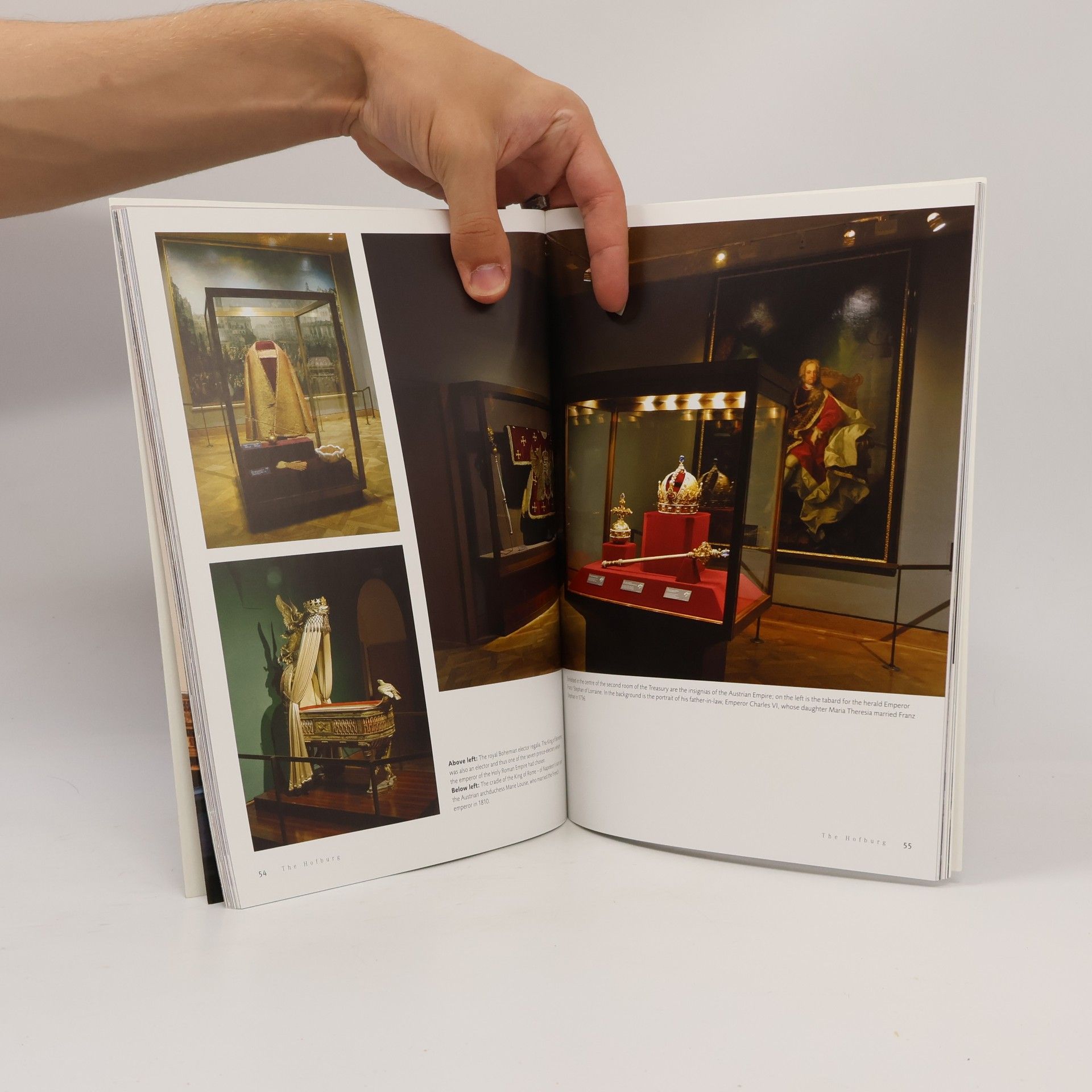 Katrin Unterreiner The Hofburg : sights, museums, art treasures