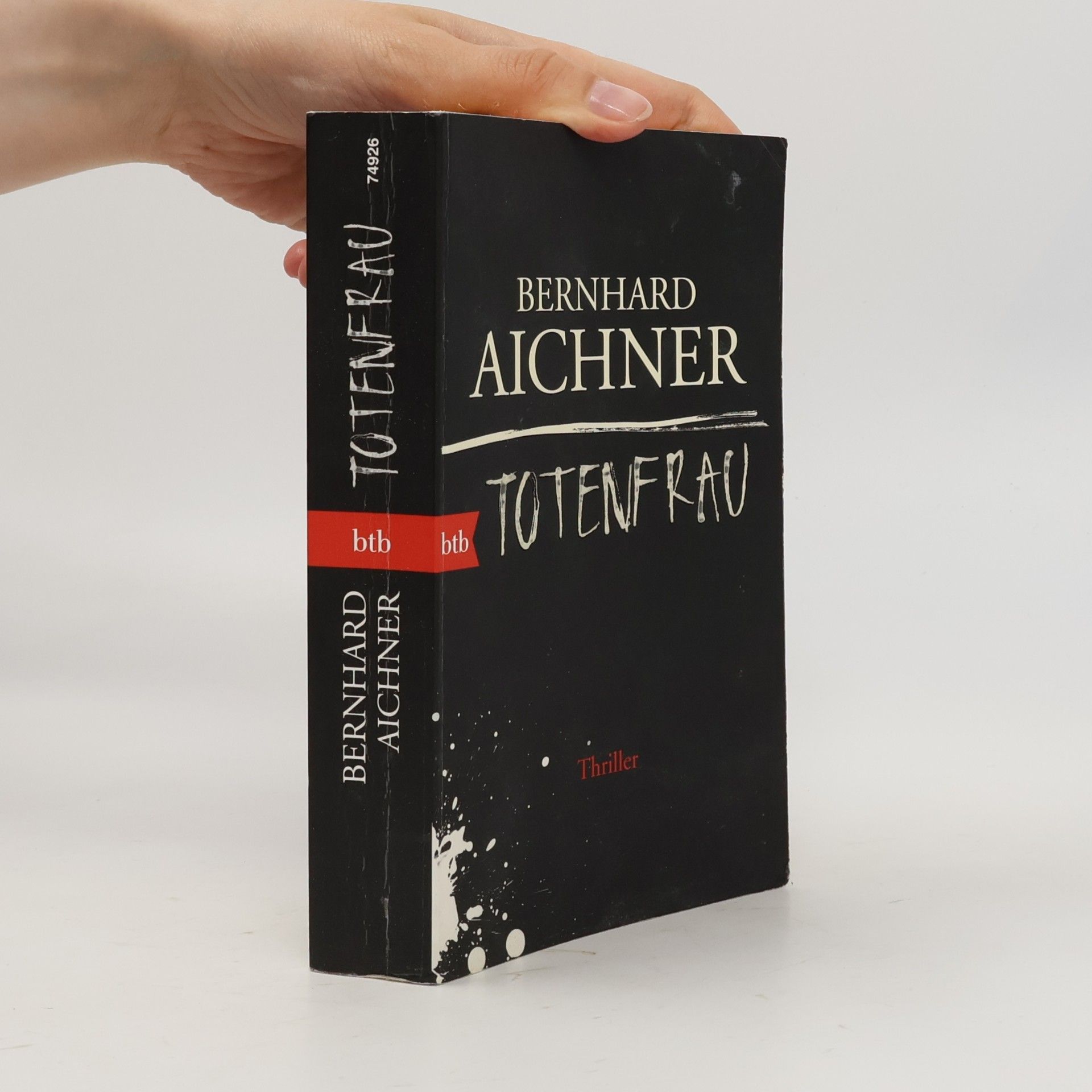 Bernhard Aichner Totenfrau