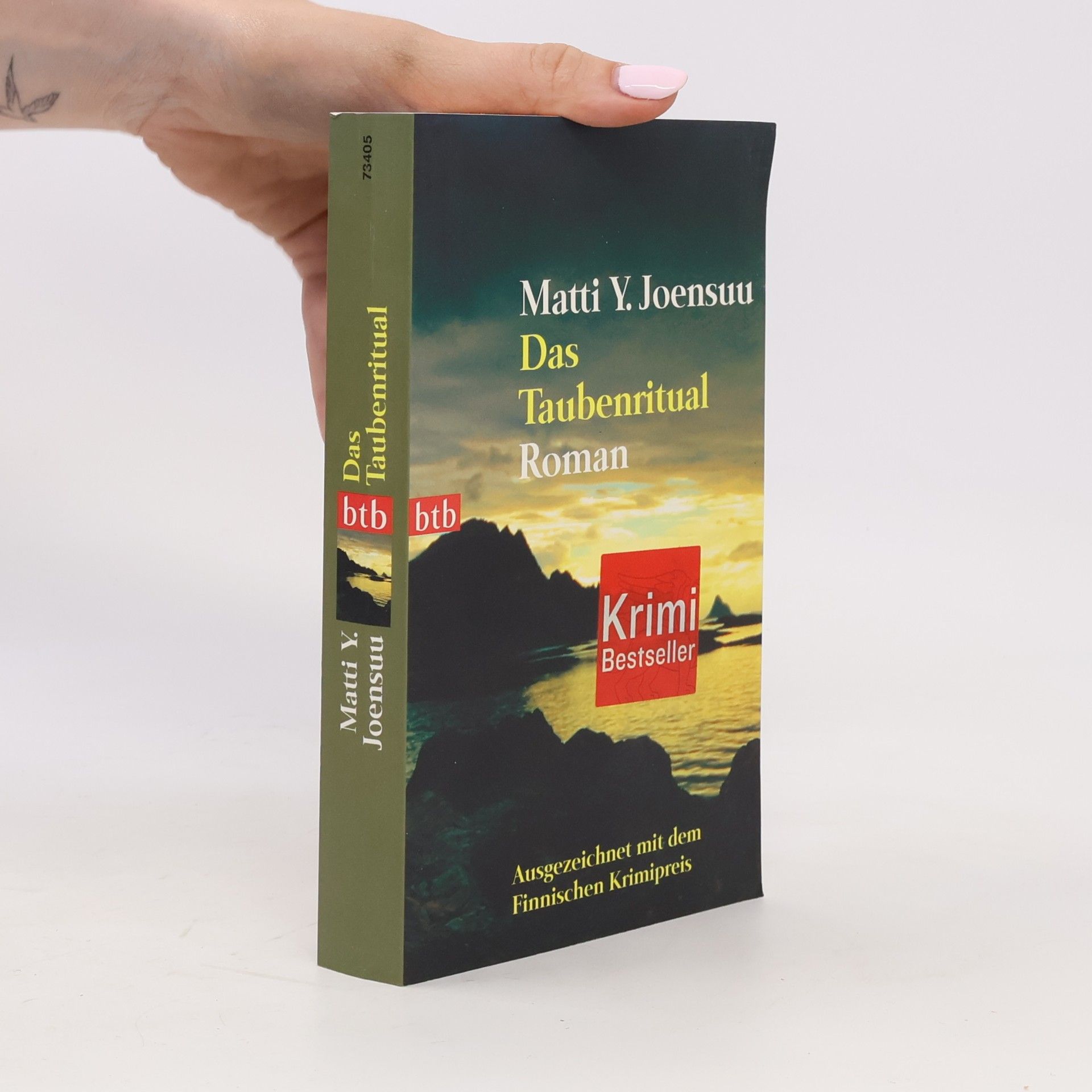 Matti Yrjänä Joensuu Das Taubenritual